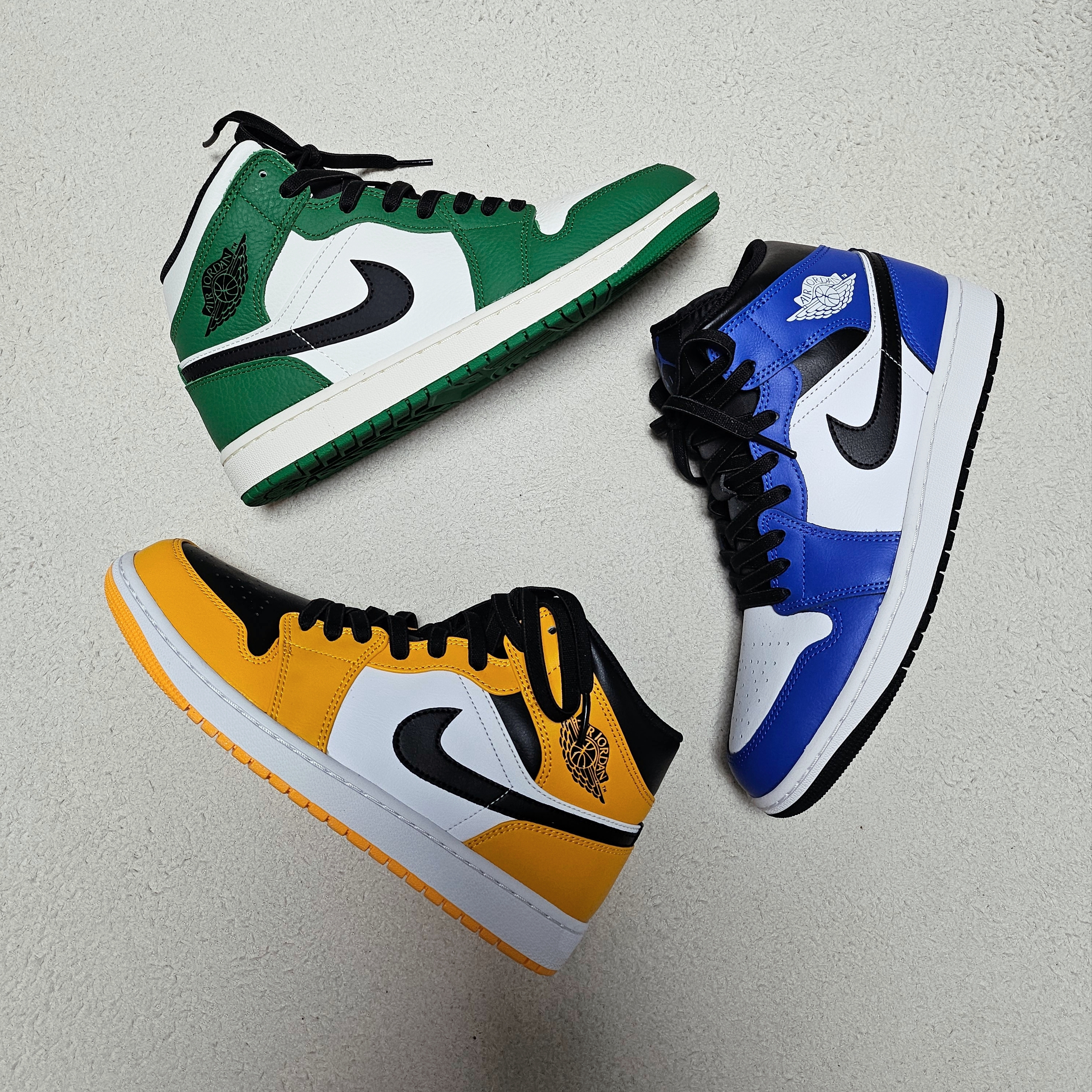 Jordan 1 Mid Taxi, Jordan 1 Mid Game Royal White 착용 스타일