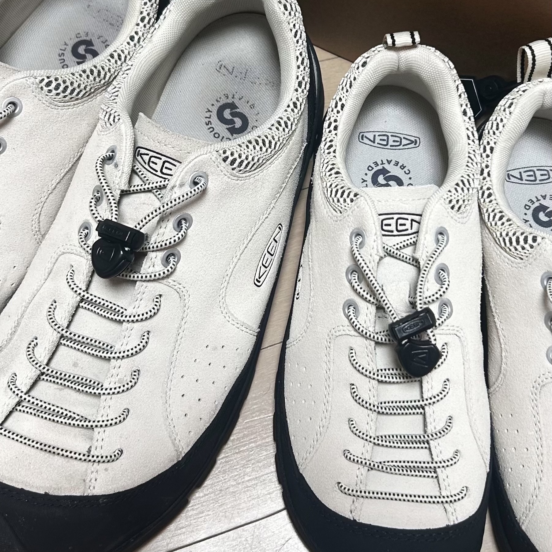(W) Keen Jasper Rocks SP Sneaker Birch Black 착용 스타일