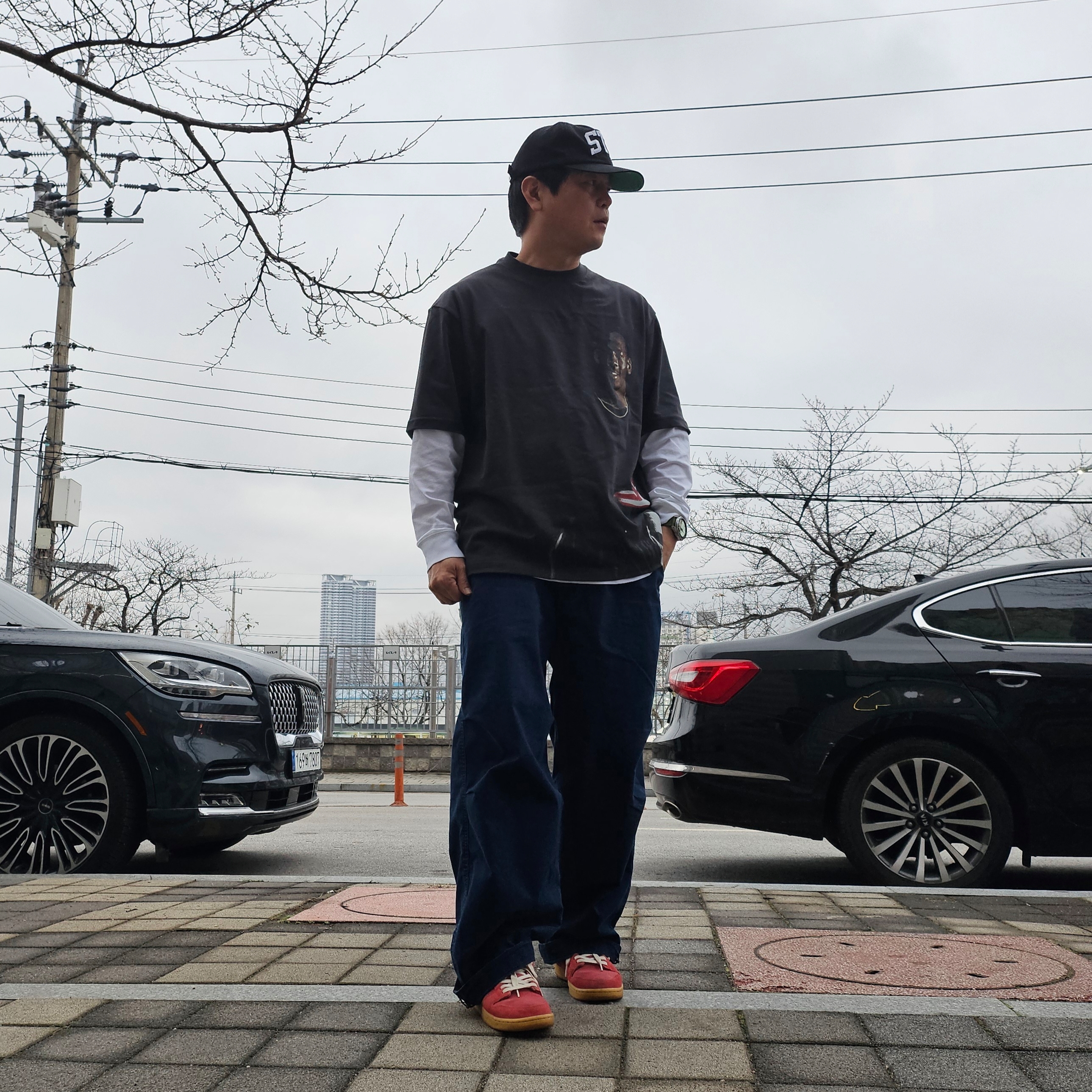 Nike SB Dunk Low Adobe, Uniqlo C Wide Parachute Pants Denim Blue - JP 착용 스타일 - 2