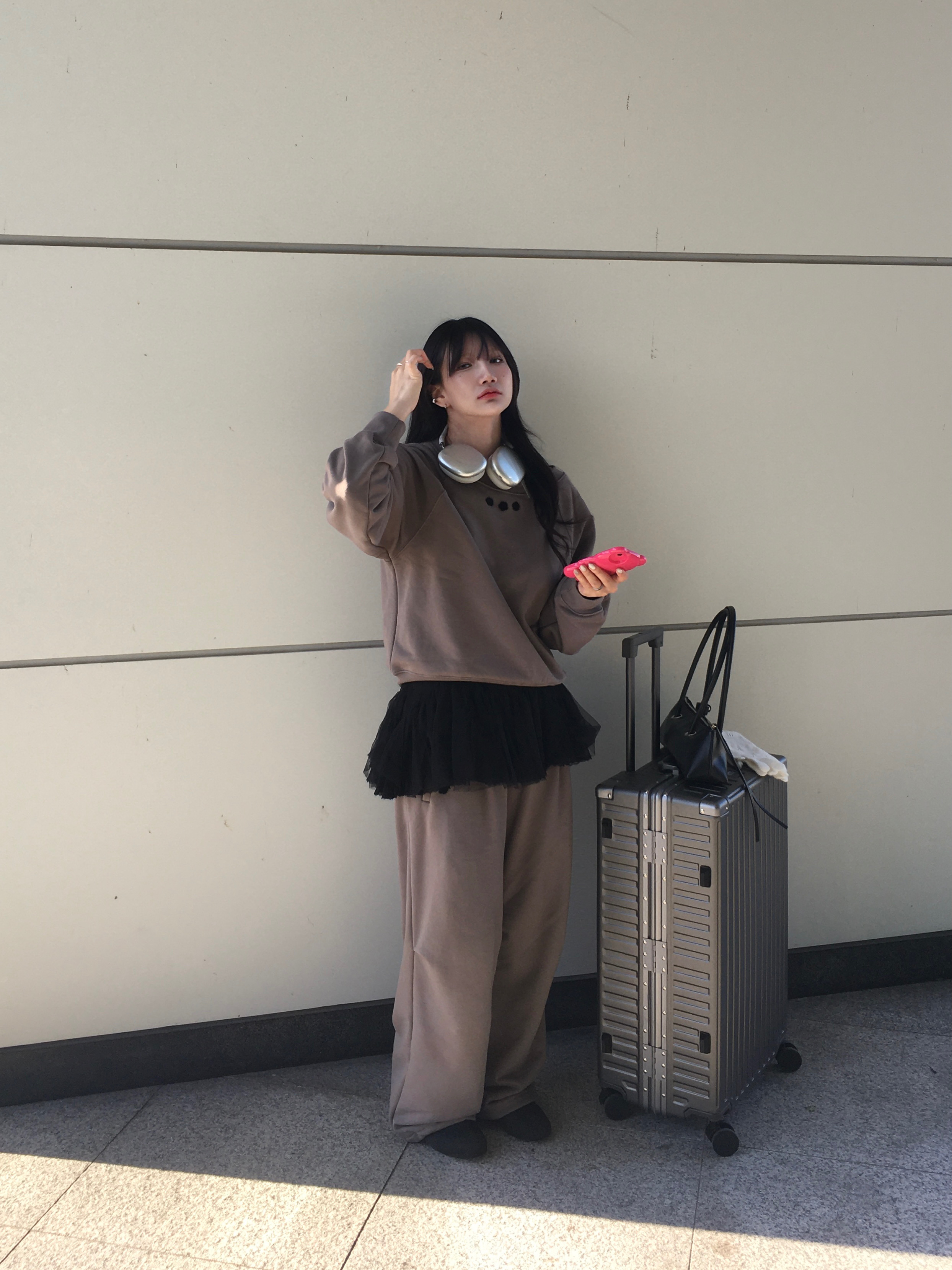 아디다스 복서 호그 2.0 부츠 코어 블랙 클라우드 화이트 착용 스타일