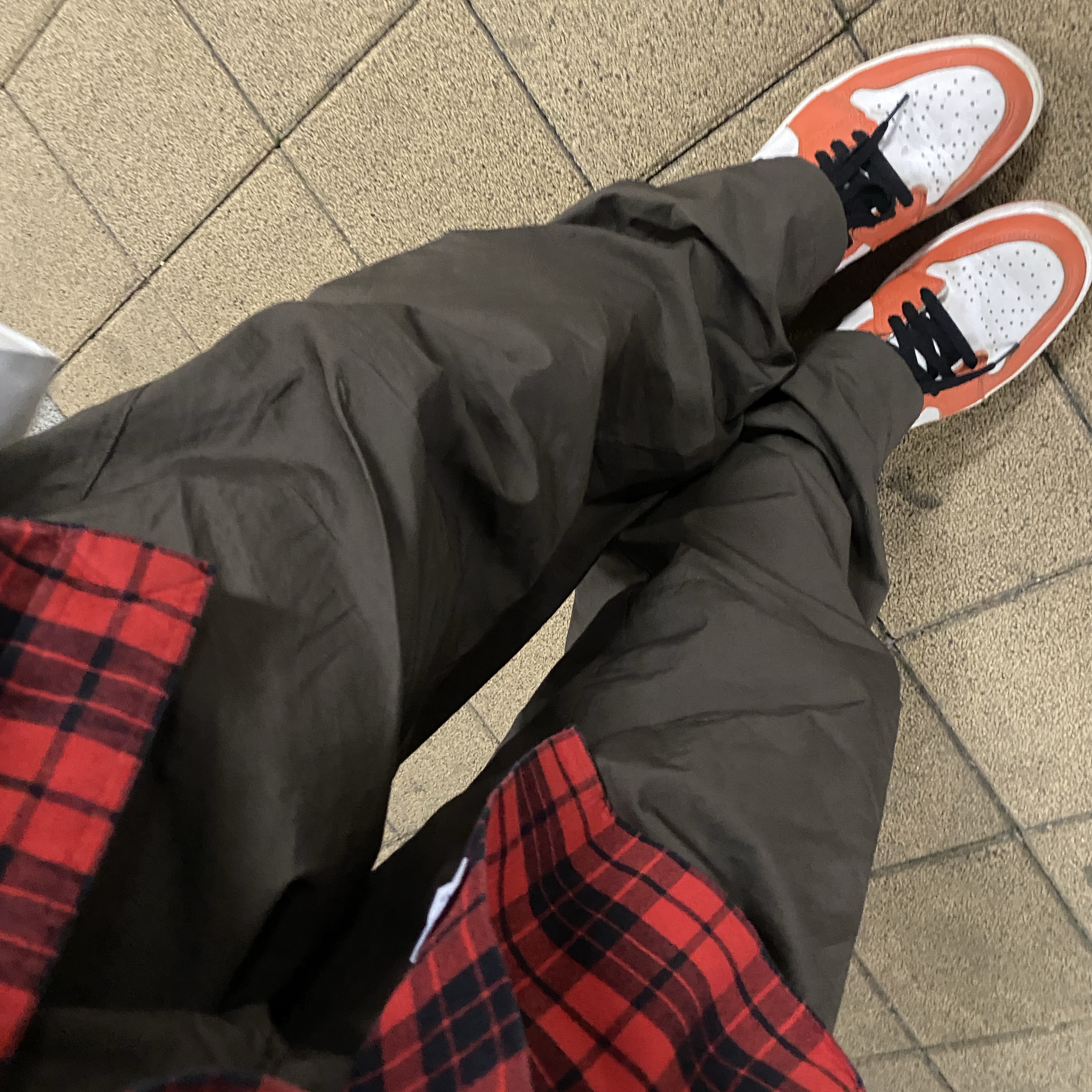Jordan 1 Low OG Starfish 착용 스타일