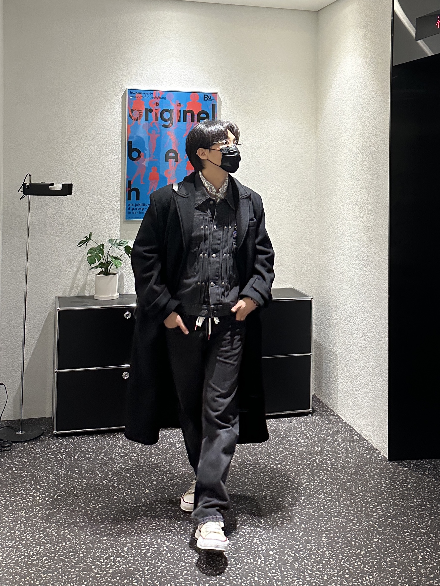 Maison Mihara Yasuhiro Peterson OG Sole Canvas Low-top Sneakers Natural, Nike x Peaceminusone Air Force 1 Low Para-Noise 3.0 Black and Multicolor 착용 스타일