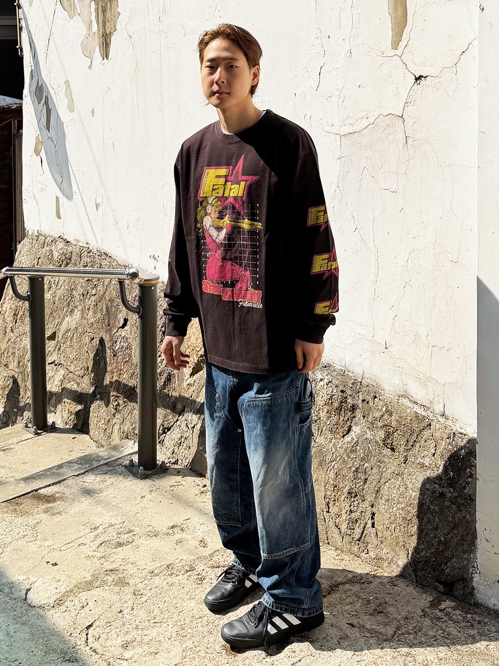 QT8 GARMENTS Star Sheriff EC Washed Long Sleeve Black, QT8 GARMENTS Painted Double Knee Washed Pants Blue 착용 스타일 - 2