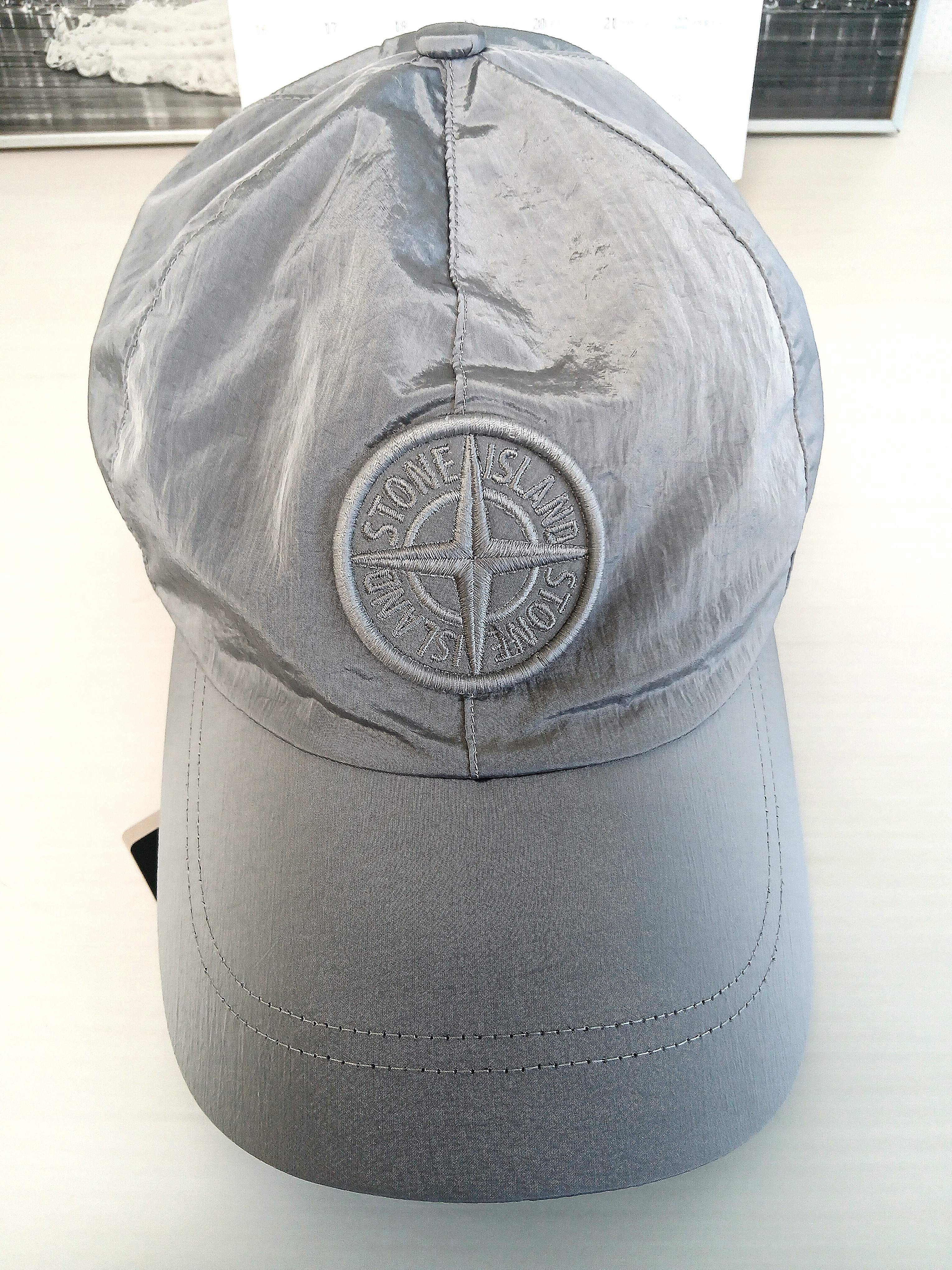 Stone Island 9100995 Nylon Metal in Econyl Baseball Cap Pearl Grey - 25SS 착용 스타일 - 2