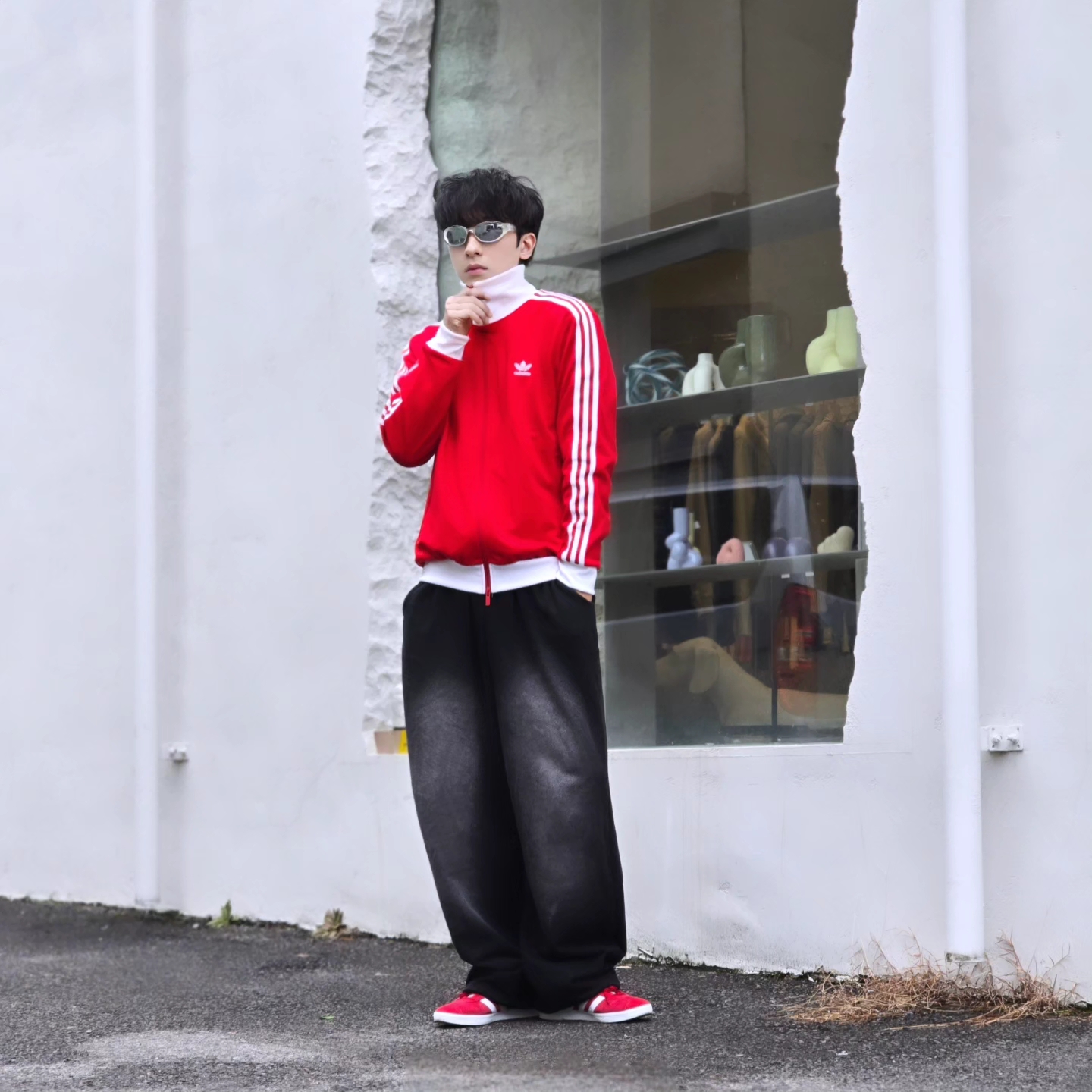 Adidas Adicolor Classic Beckenbauer Track Top Better Scarlet White - KR Sizing, Adidas Adicolor Classic Beckenbauer Track Top Better Scarlet White - US Sizing 착용 스타일 - 3