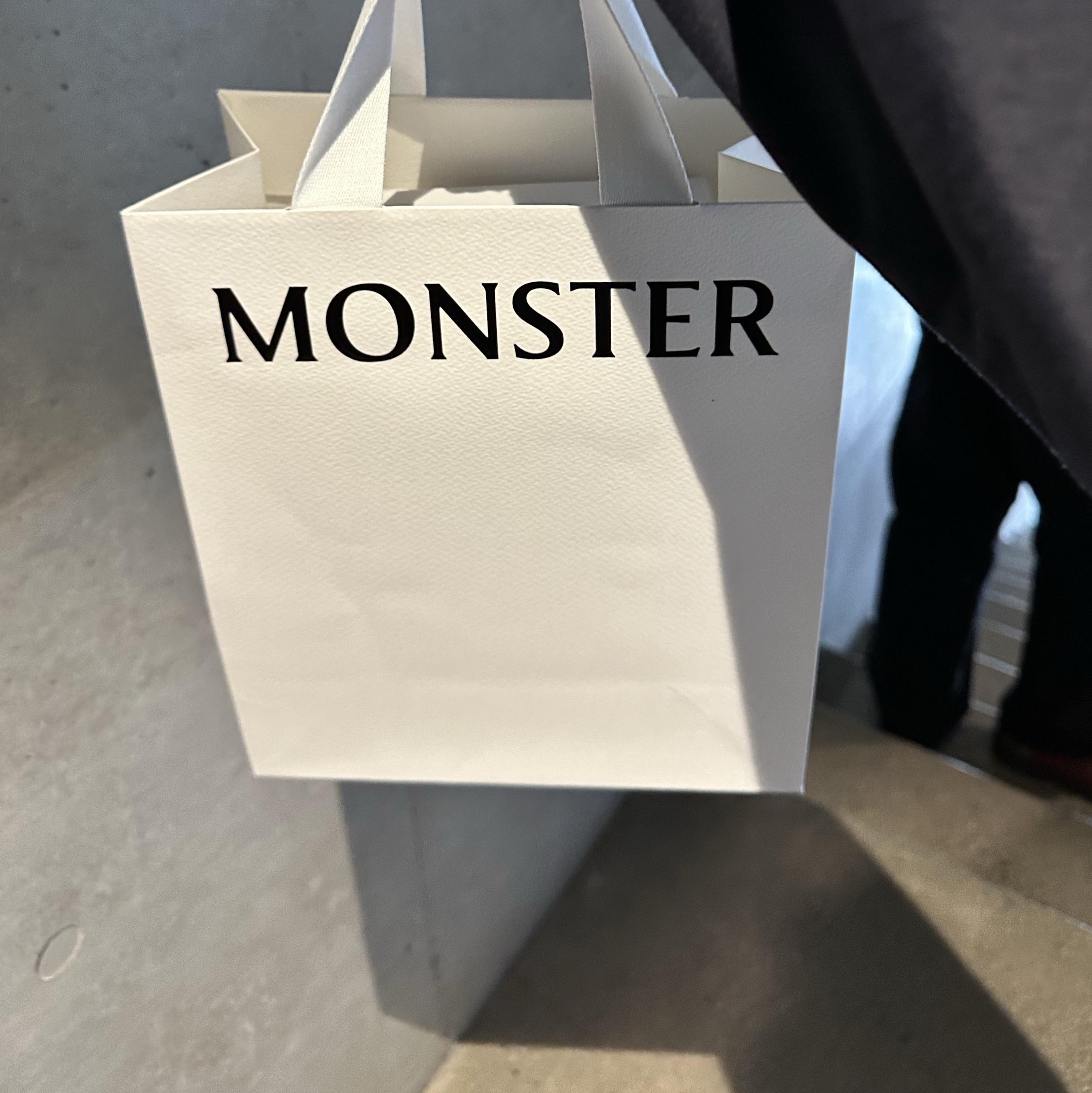 Gentle Monster x Maison Margiela MM211 Black Green, Gentle Monster x Maison Margiela MM211 Black Clear 착용 스타일 - 4