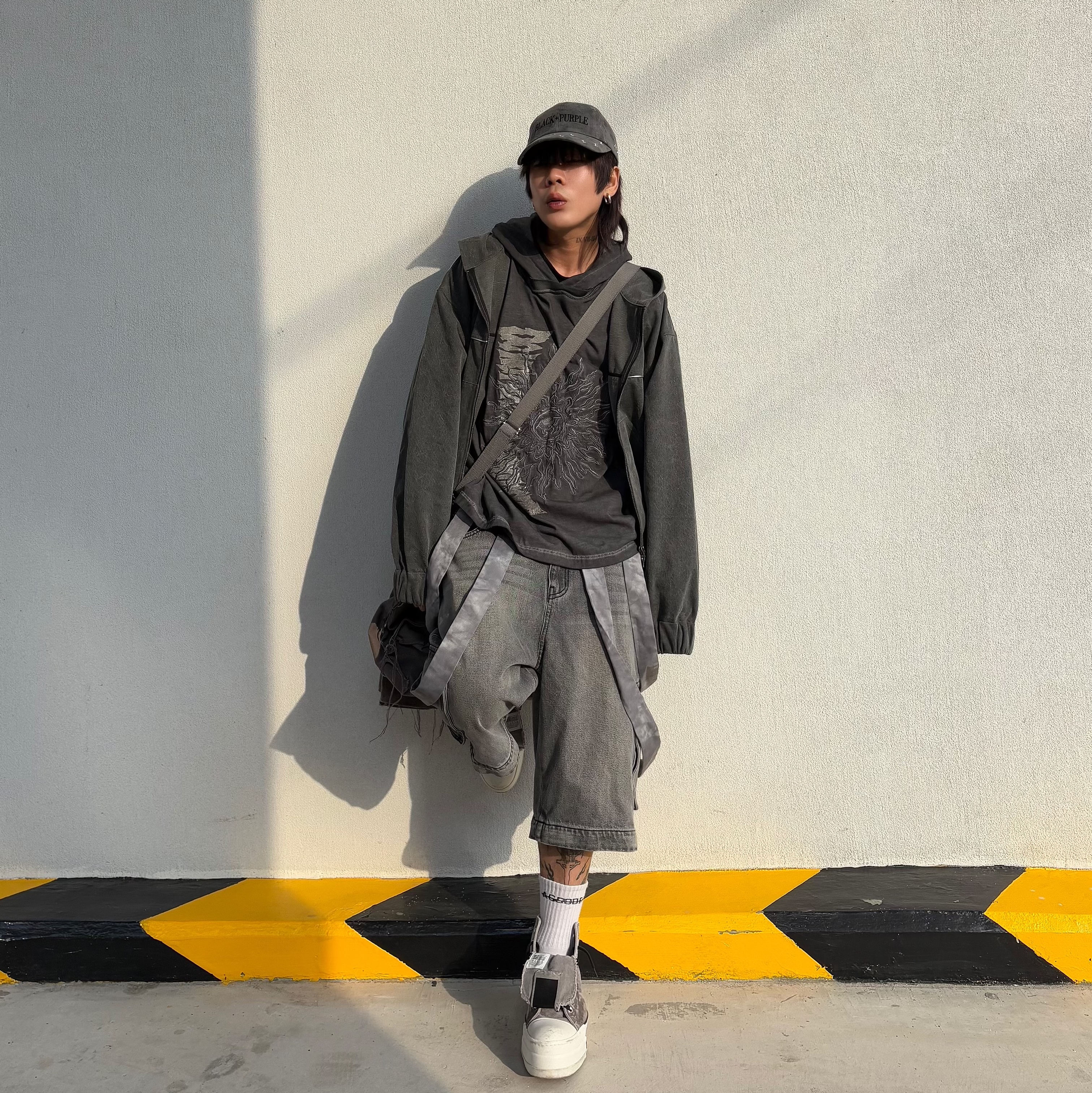 Converse x Drkshdw DBL Drkstar Overdye Chuck 70 Hi Concrete 착용 스타일 - 2