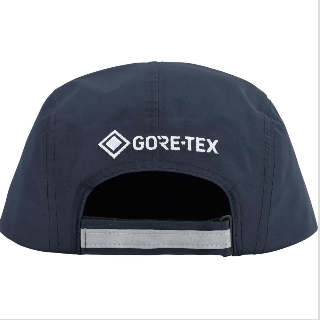 Supreme Gore-Tex Camp Cap Navy - 25SS, Supreme Gore-Tex Camp Cap Black - 25SS 착용 스타일 - 3