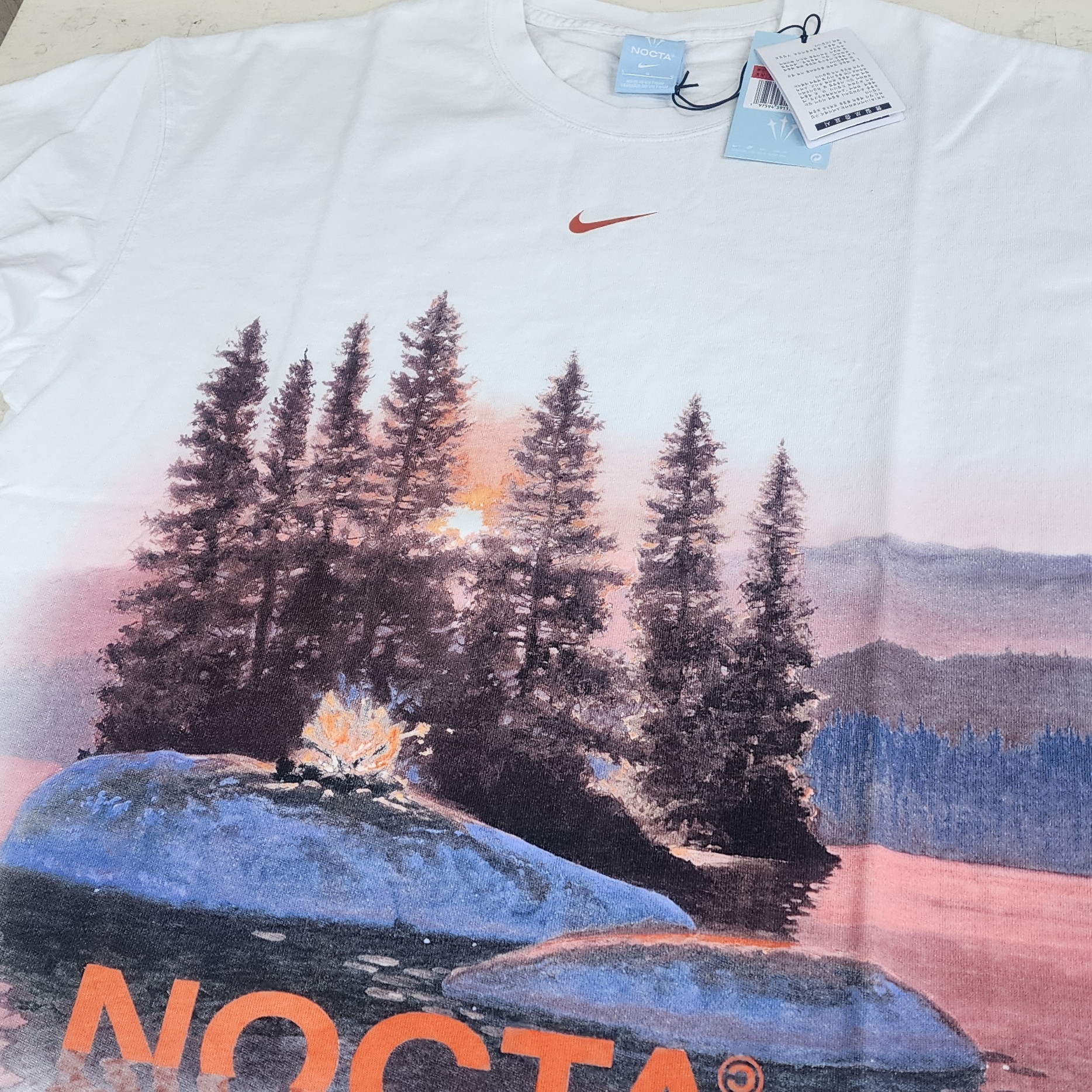 Nike x Drake Nocta Opal Reels Tee White (FV7865-100) 착용 스타일