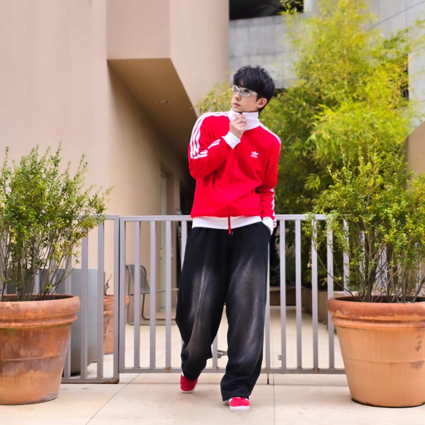 Adidas Adicolor Classic Beckenbauer Track Top Better Scarlet White - KR Sizing, Adidas Adicolor Classic Beckenbauer Track Top Better Scarlet White - US Sizing 착용 스타일 - 8