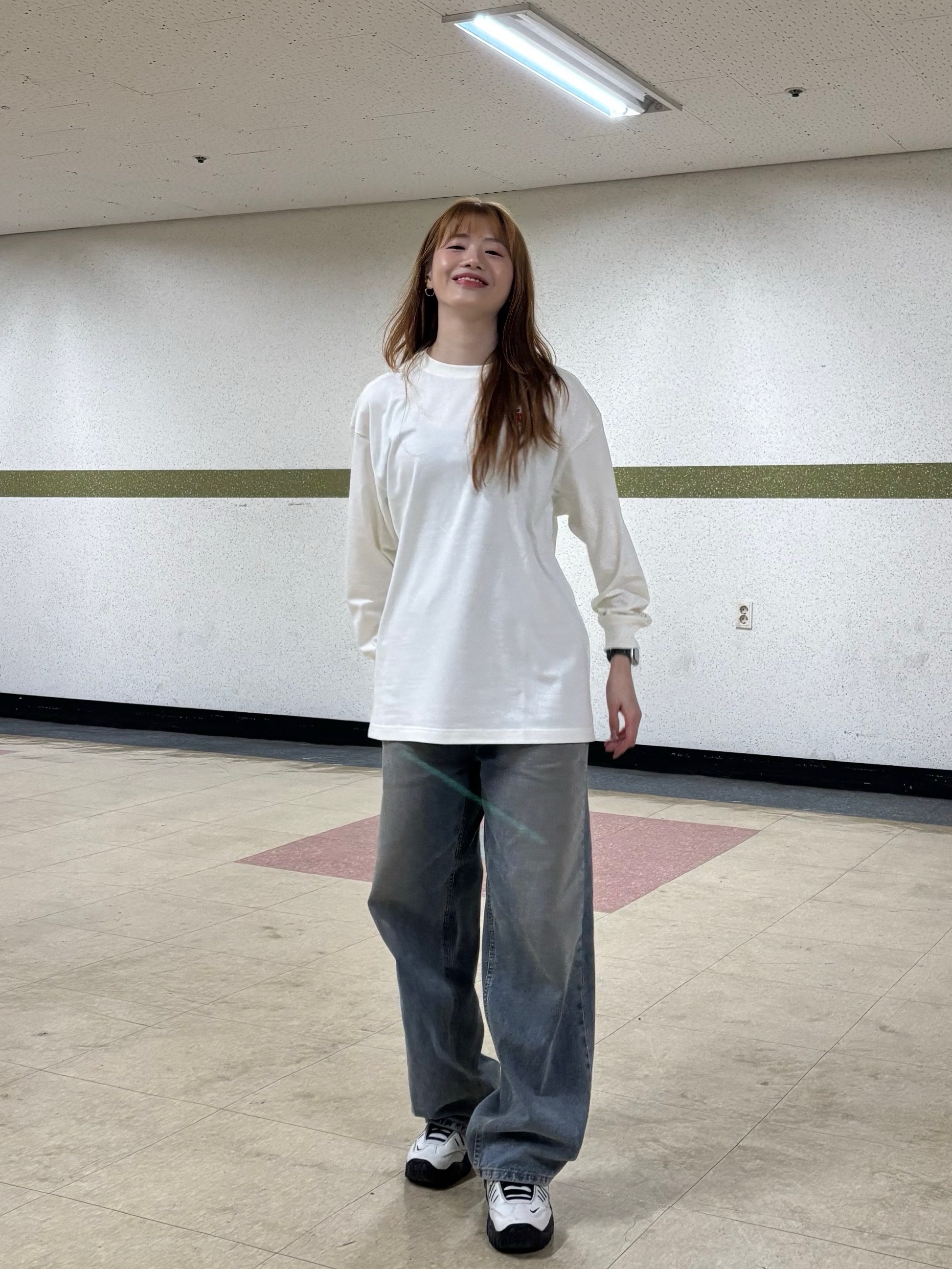 Nike x Ambush Air Adjust Force SP Summit White and Black, (W) Nike NSW Oversized Long Sleeve Top Sail - Asia 착용 스타일 - 2