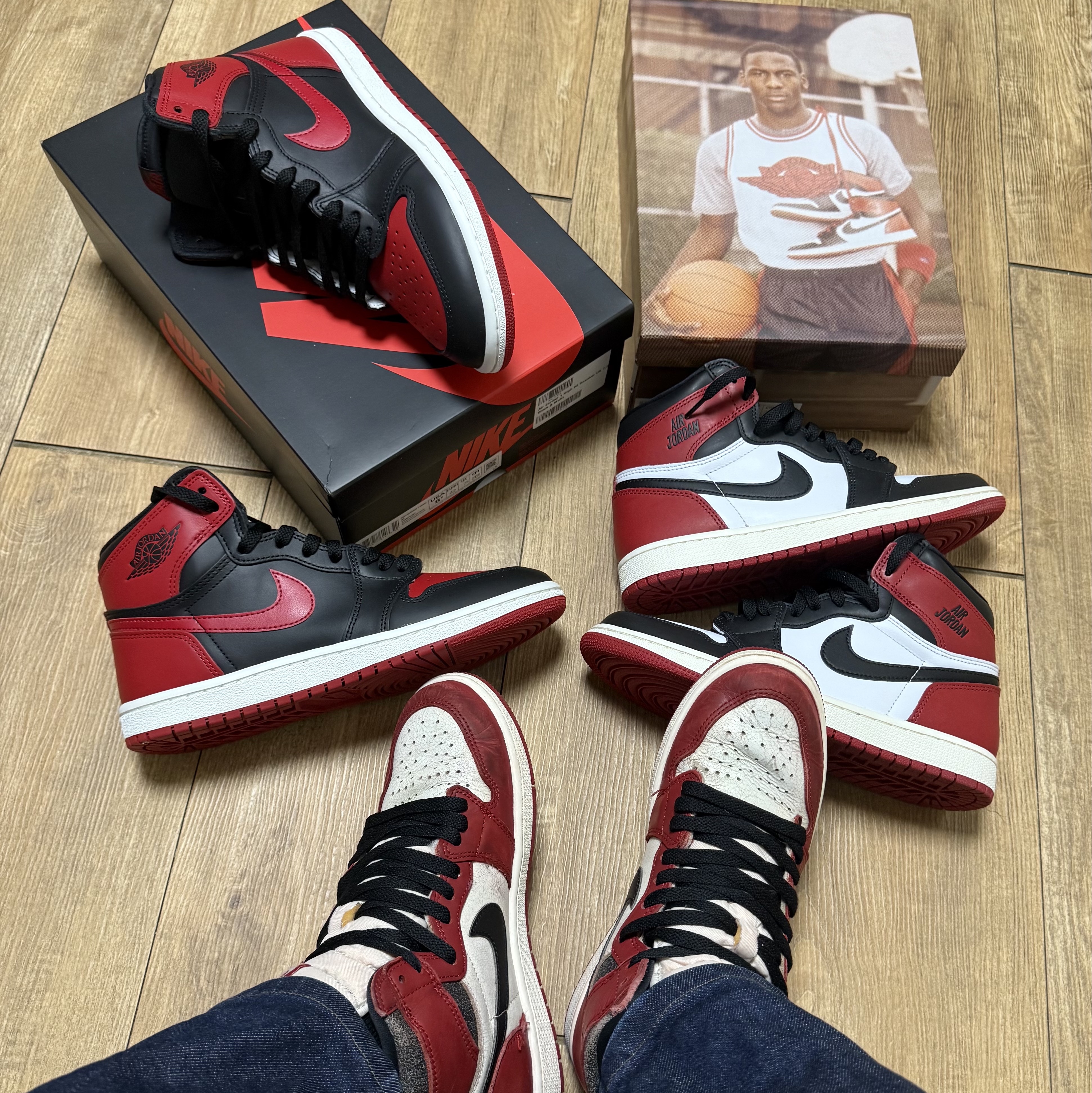 Jordan 1 Retro High OG Chicago 2022, Jordan 1 High 85 Bred 착용 스타일