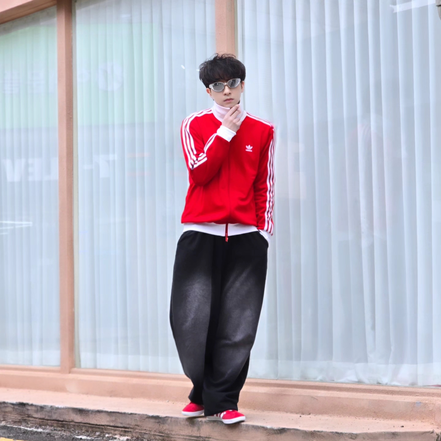 Adidas Adicolor Classic Beckenbauer Track Top Better Scarlet White - KR Sizing, Adidas Adicolor Classic Beckenbauer Track Top Better Scarlet White - US Sizing 착용 스타일 - 6