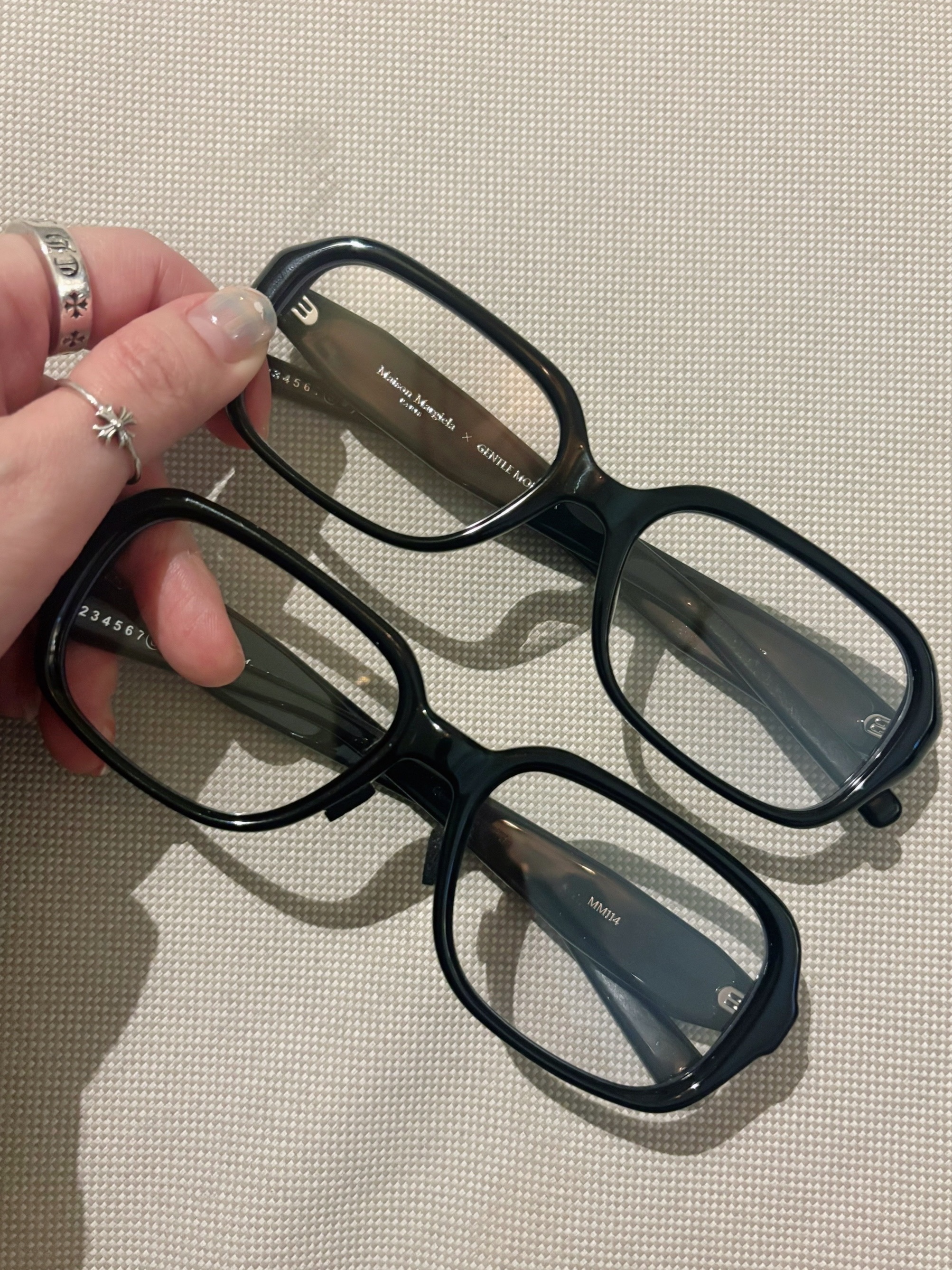 Gentle Monster x Maison Margiela MM114 Black Clear, Gentle Monster x Maison Margiela MM212 Black Clear 착용 스타일