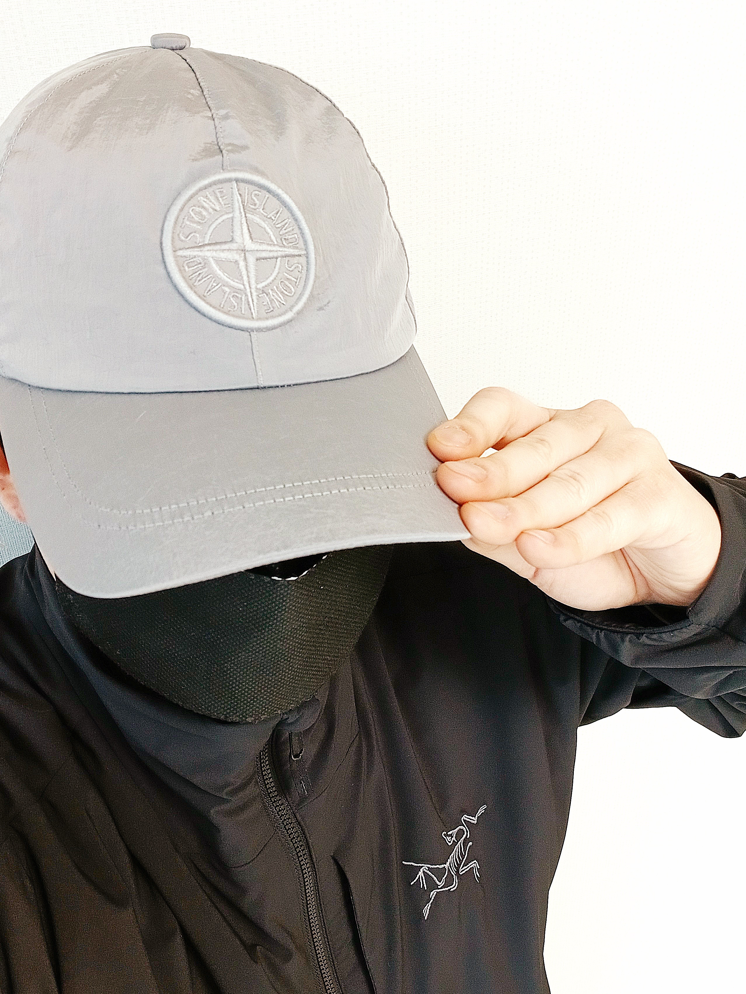 Stone Island 9100995 Nylon Metal in Econyl Baseball Cap Pearl Grey - 25SS 착용 스타일 - 6