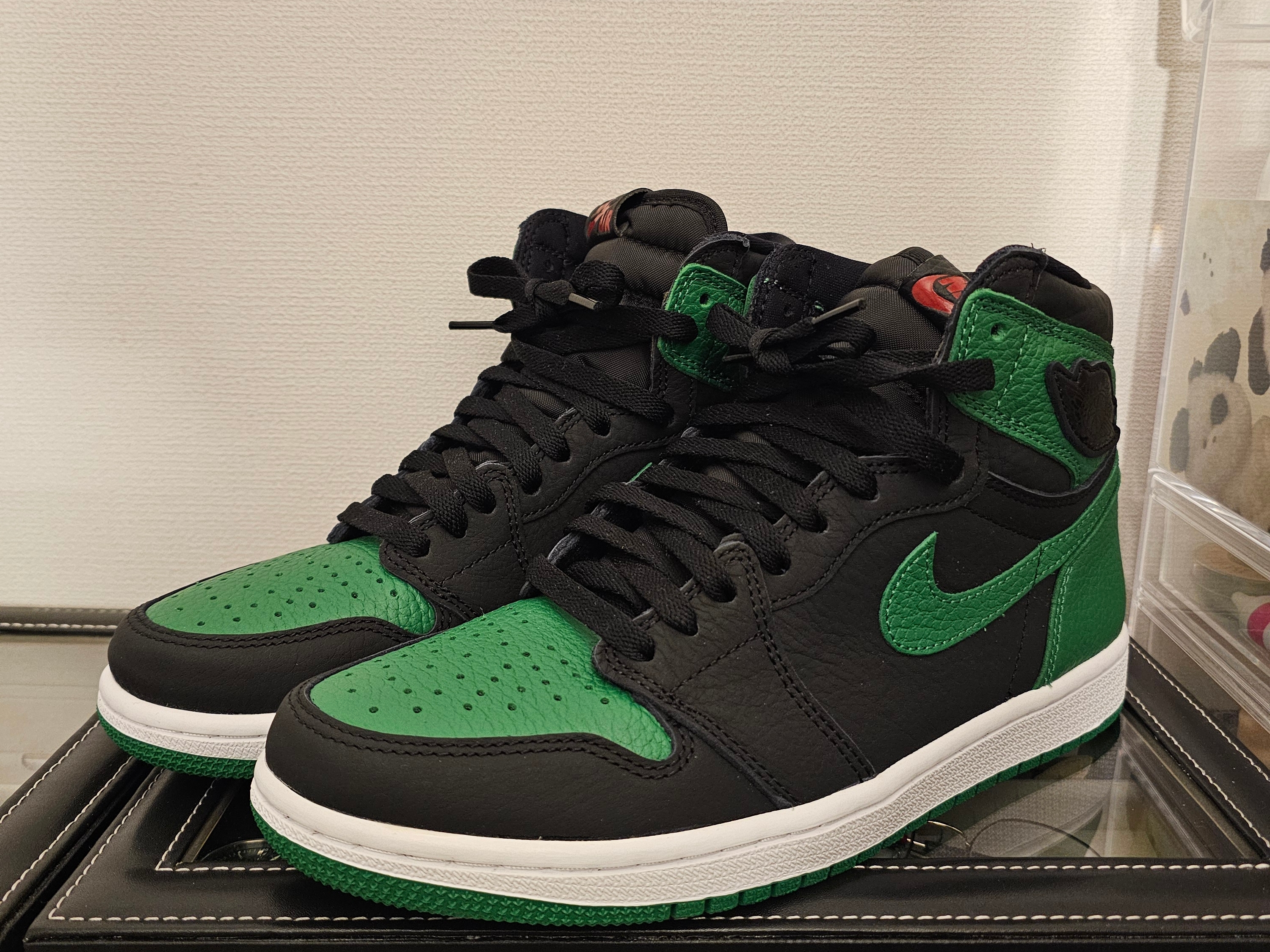 Jordan 1 Retro High OG Pine Green Black 착용 스타일