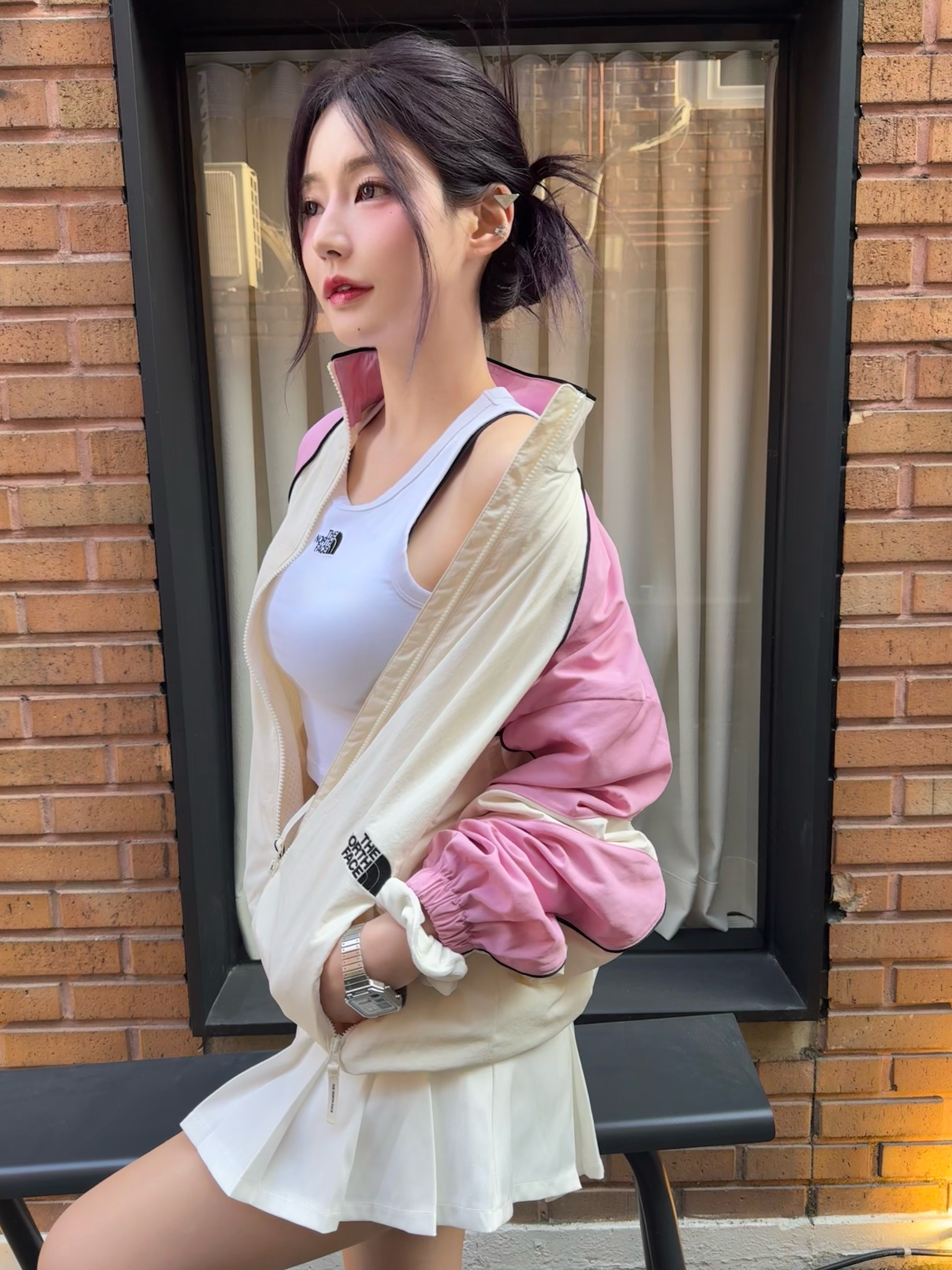 The North Face TNF Crew Jacket Cream - 25SS, (W) Dr. Martens Audrick 20 Eye Leather Knee High Platform Boots Black 착용 스타일 - 2