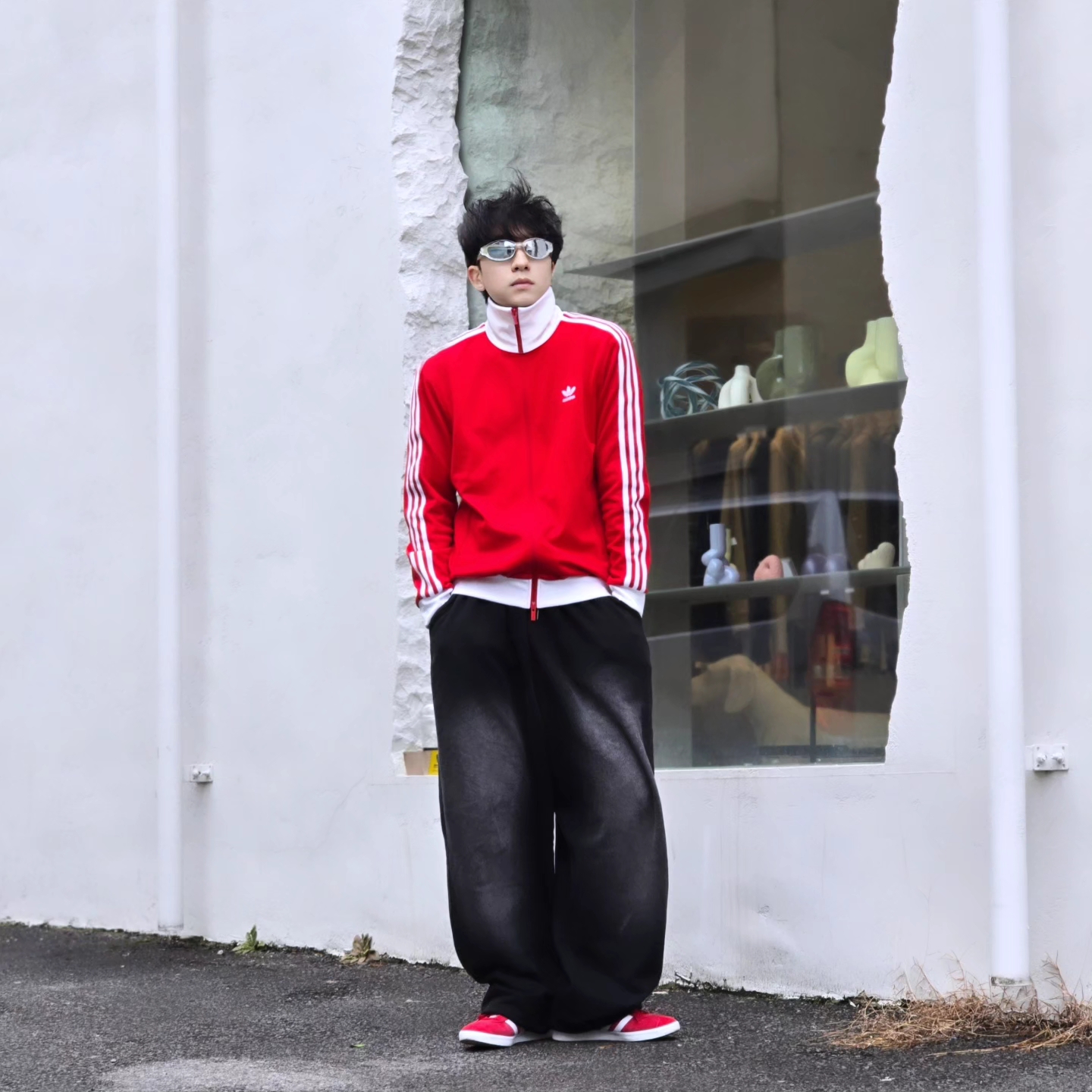 Adidas Adicolor Classic Beckenbauer Track Top Better Scarlet White - KR Sizing, Adidas Adicolor Classic Beckenbauer Track Top Better Scarlet White - US Sizing 착용 스타일 - 5