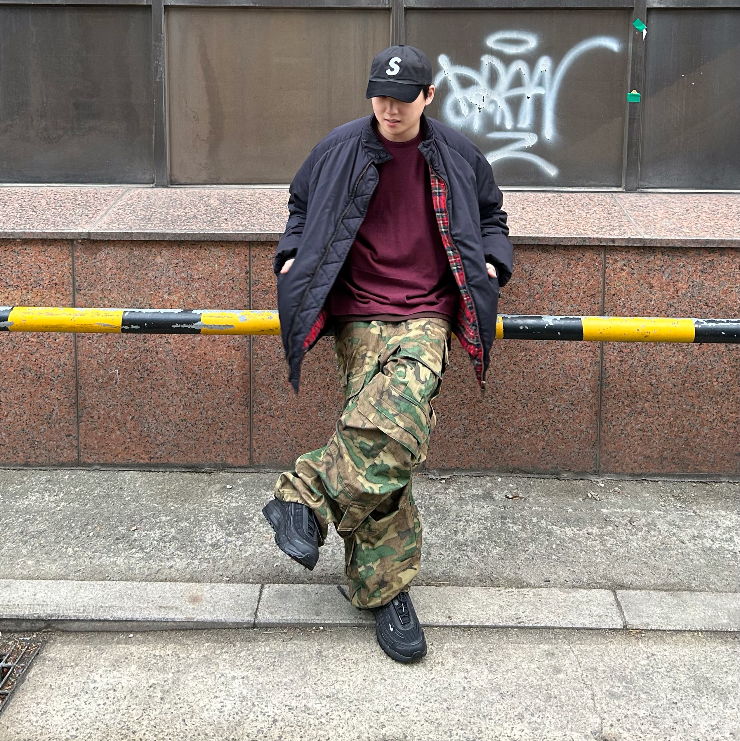 Nike x Comme des Garcons Homme Plus Air Max TL 2.5 Black, Supreme Corduroy S Logo 6-Panel Black - 23FW 착용 스타일 - 1