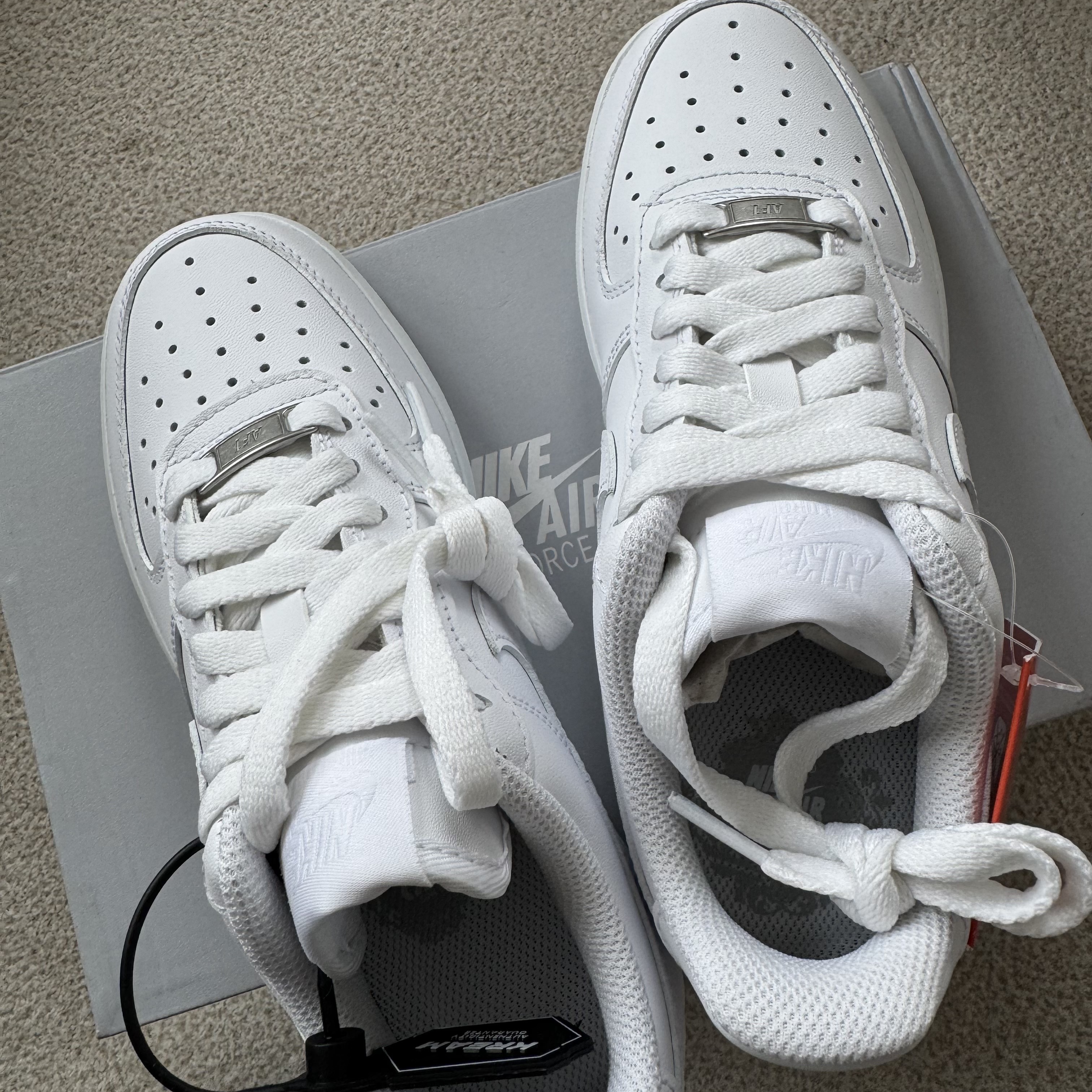 (W) Nike Air Force 1 '07 Low White 착용 스타일 - 5