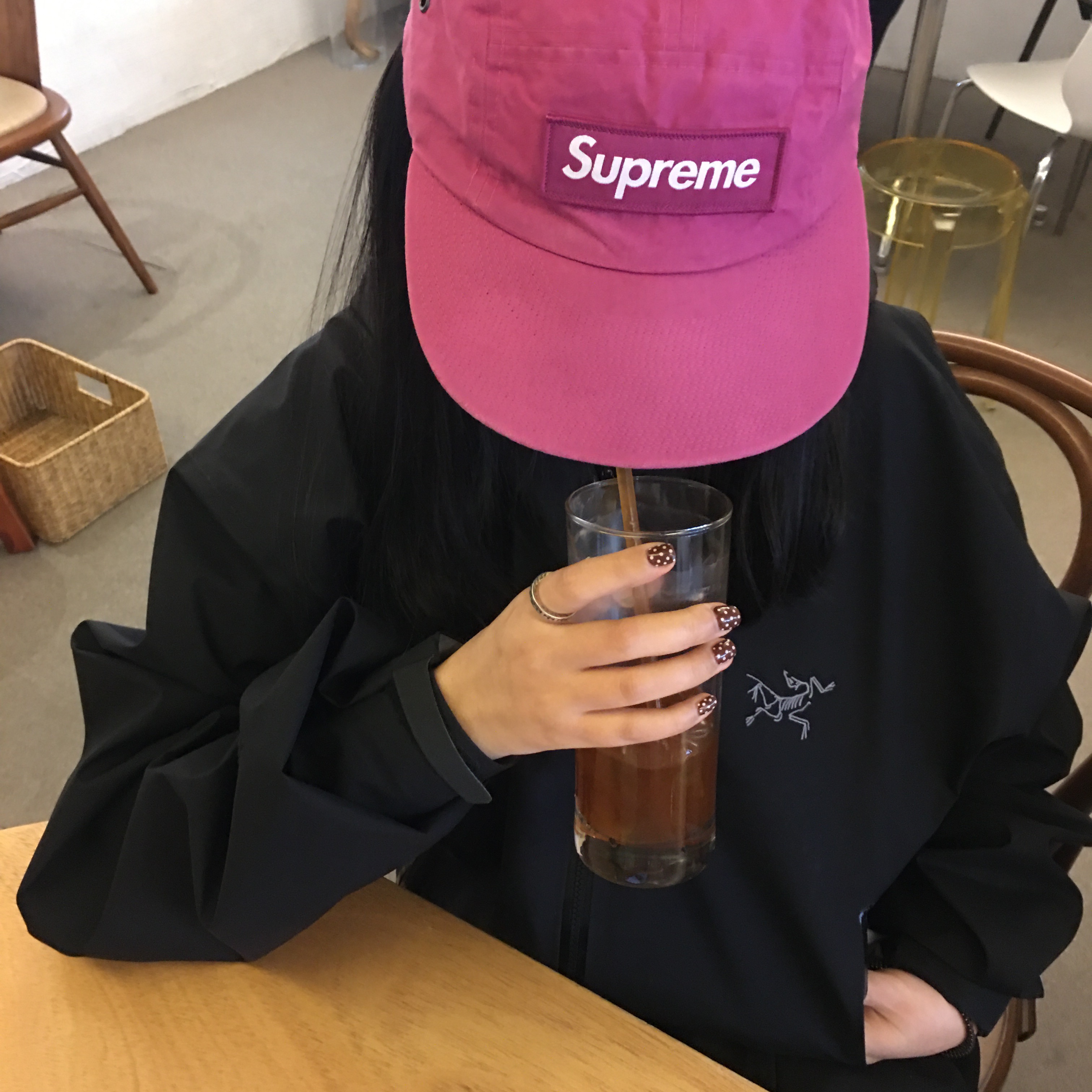 Supreme Waxed Cotton Camp Cap Magenta - 23FW 착용 스타일 - 1