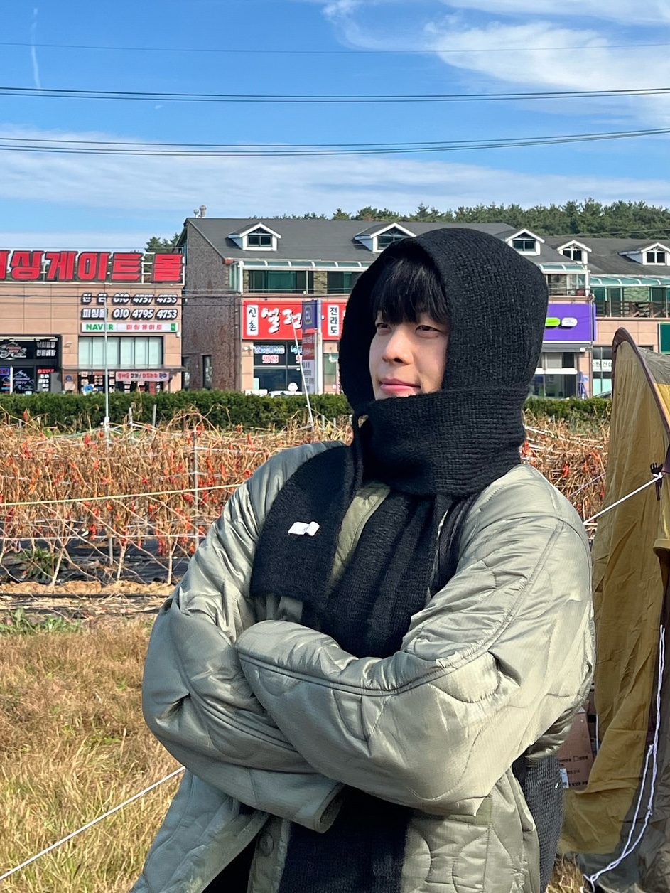 ACOC Nomad Balaclava_Black 착용 스타일 - 1