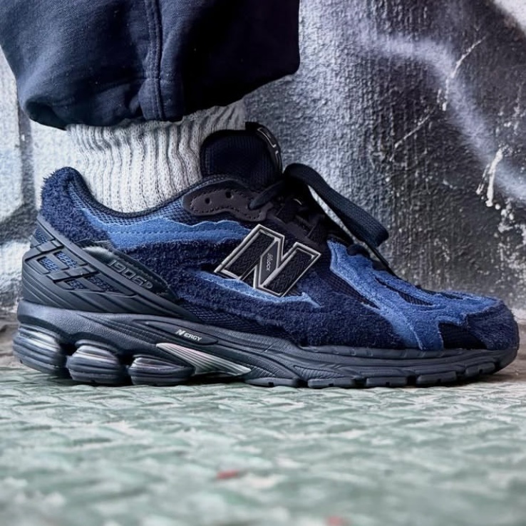 New Balance x Atmos 1906D Deep Sea Navy 착용 스타일
