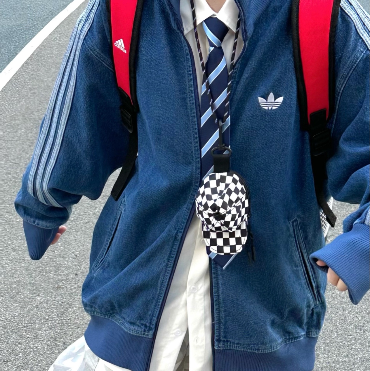 Adidas Adicolor Denim Firebird Track Top Medium Blue Denim - KR Sizing 착용 스타일
