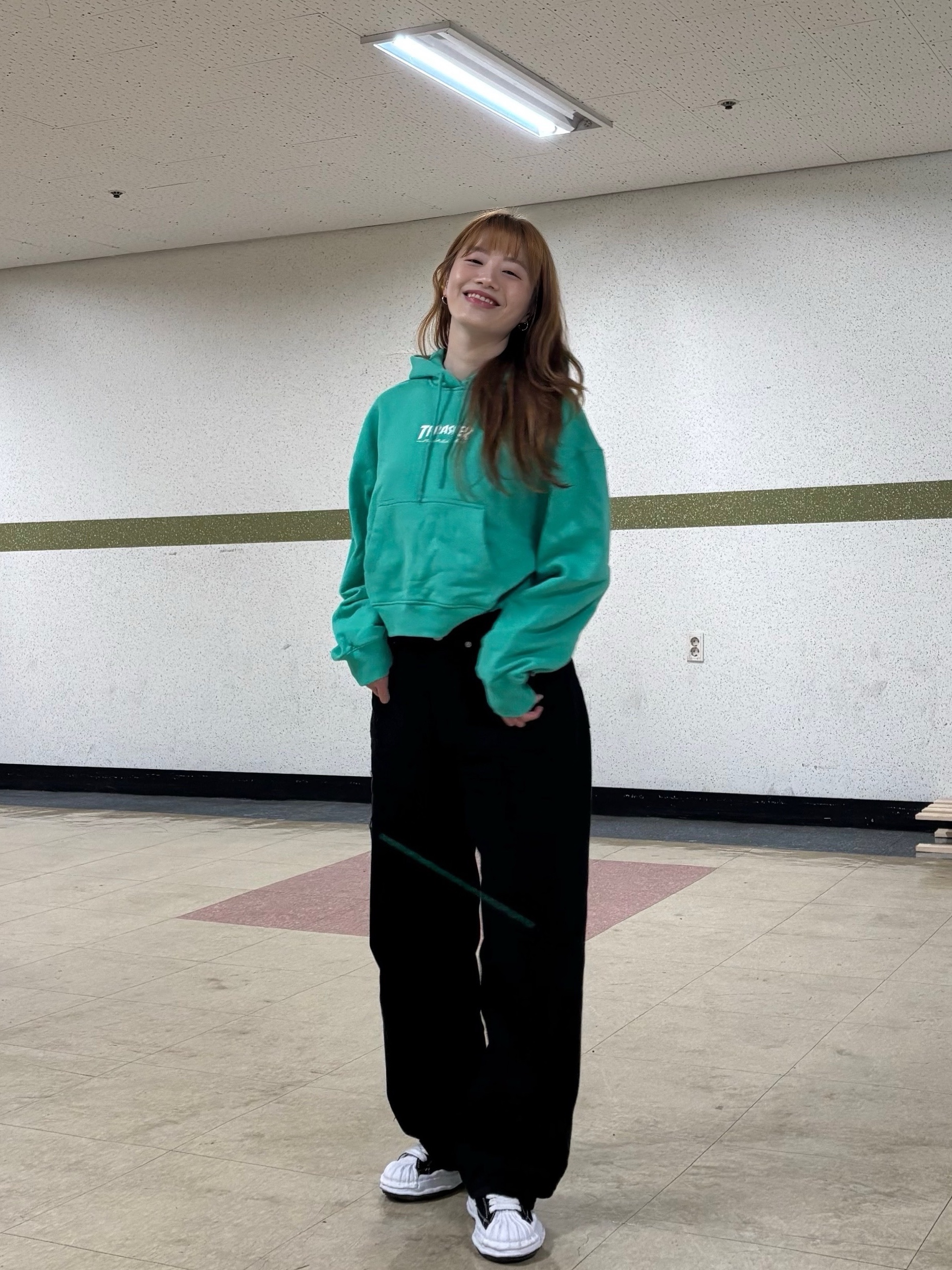 Maison Mihara Yasuhiro Blakey OG Sole Canvas Low-top Sneakers Black White 착용 스타일 - 1