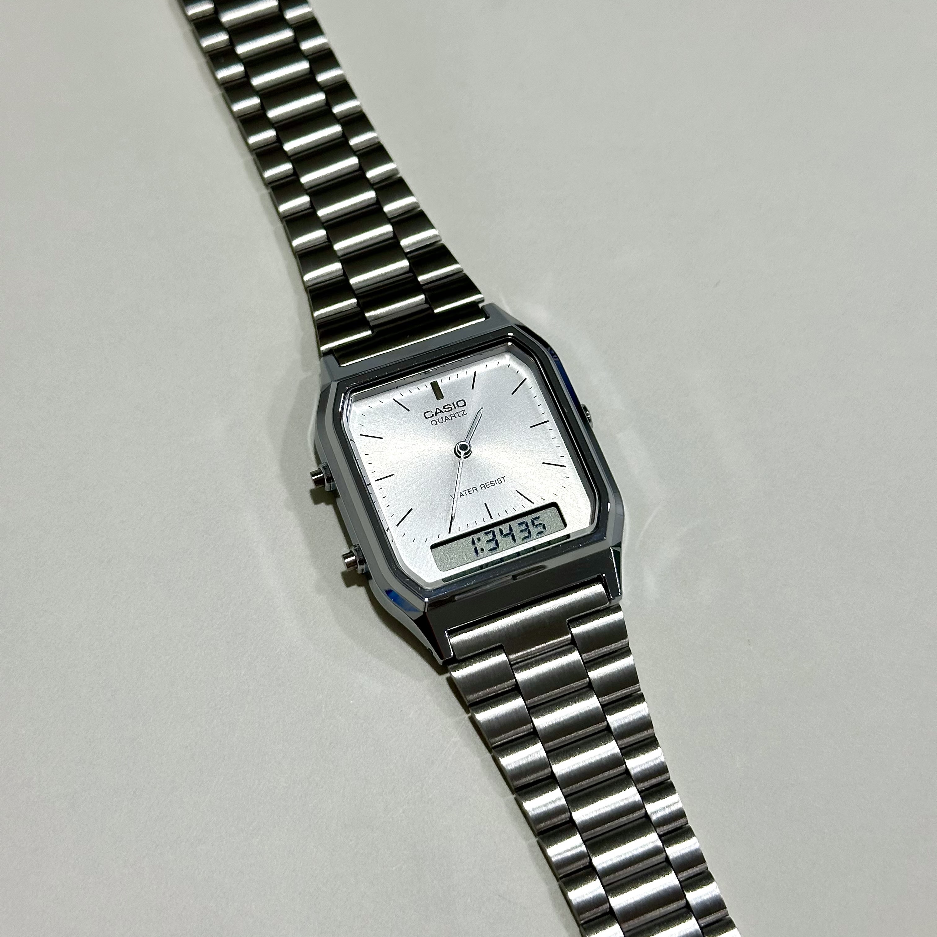 Casio AQ-230A-7AMQY 착용 스타일