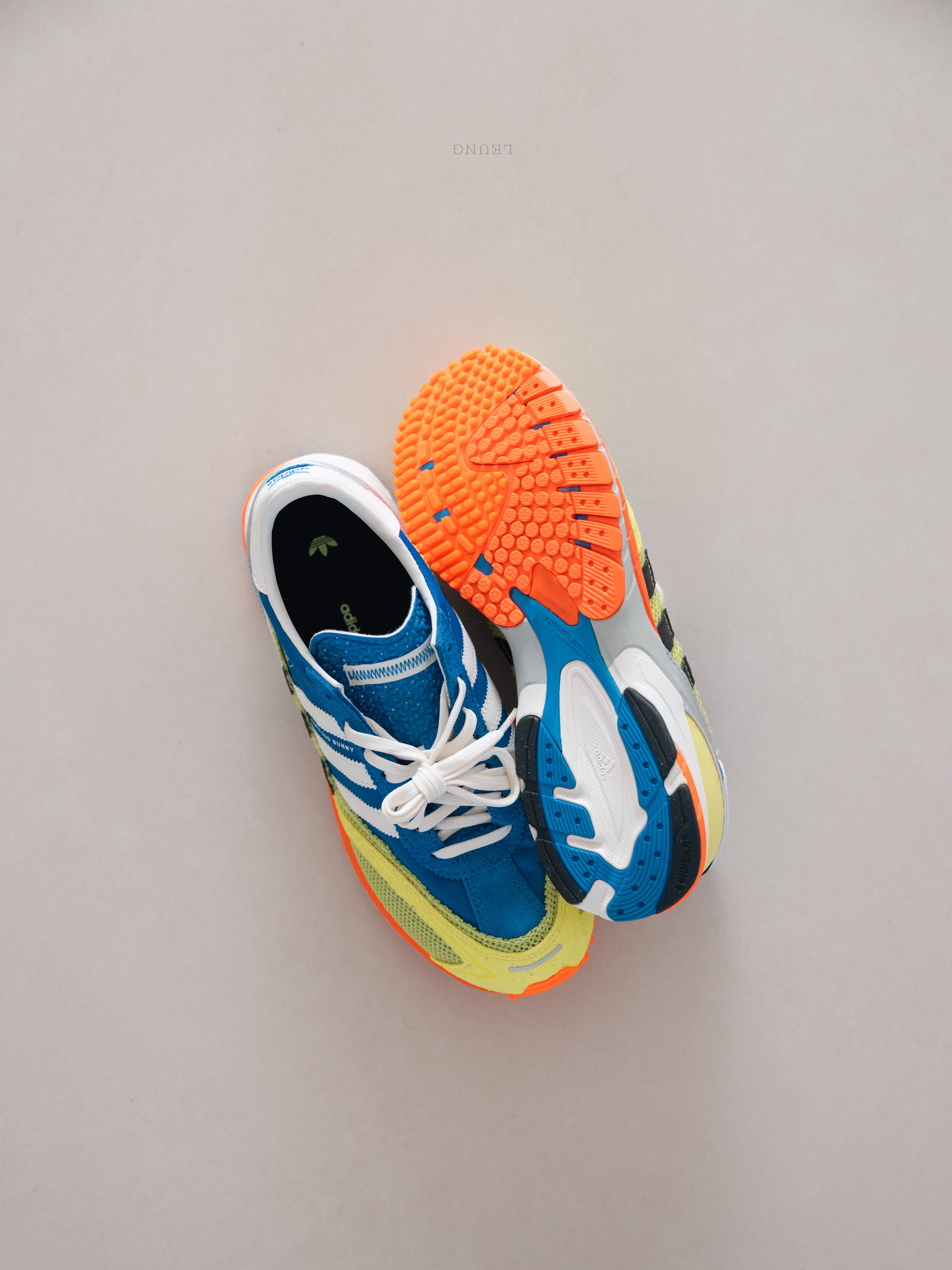 Adidas x Bad Bunny Adizero SL 72 Blue Core White 착용 스타일 - 3