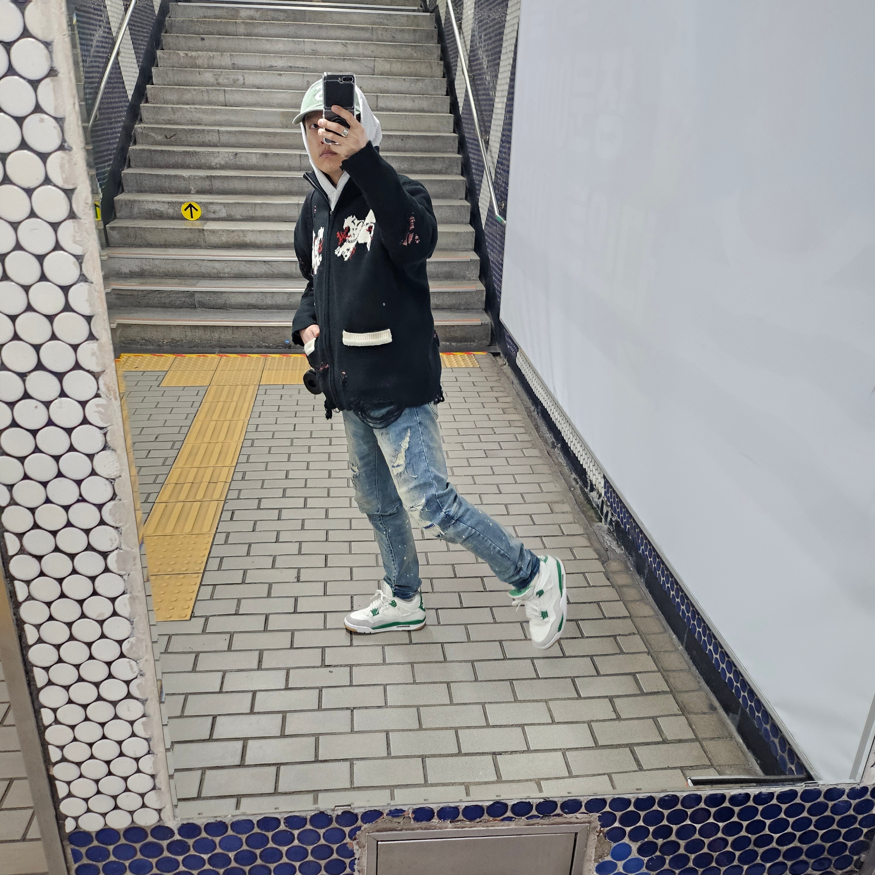 Supreme Pigment Print S Logo 6-Panel Light Sage - 22FW, Jordan 4 x Nike SB Retro SP Pine Green 착용 스타일 - 2