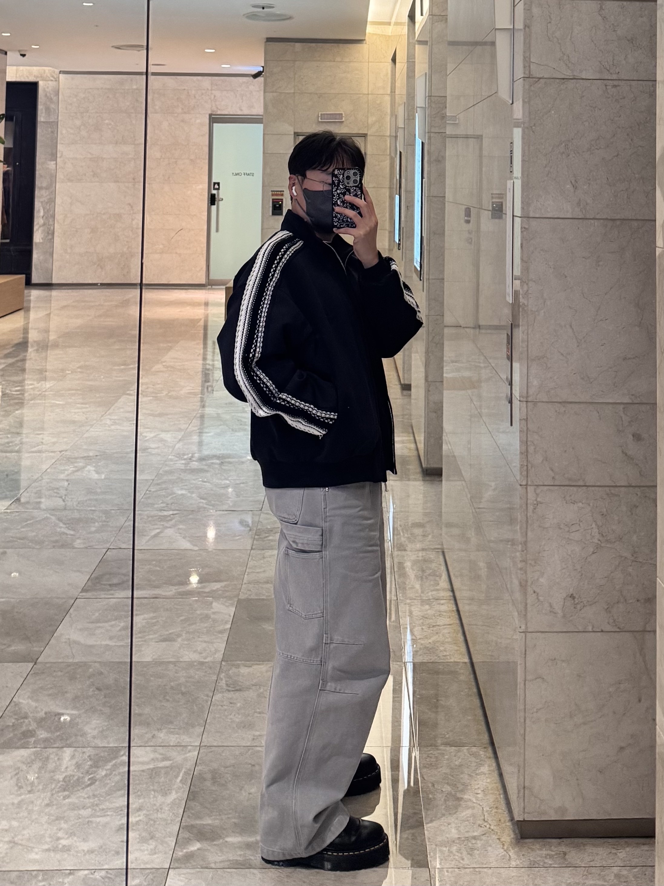 Nike x Peaceminusone LS T-Shirt Black (DR0098-010), Wooyoungmi 3D Wide Denim Pants Grey - 25SS 착용 스타일 - 3