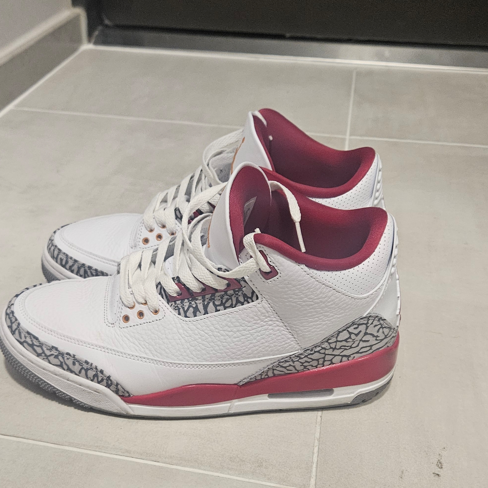 Jordan 3 Retro Cardinal Red 착용 스타일