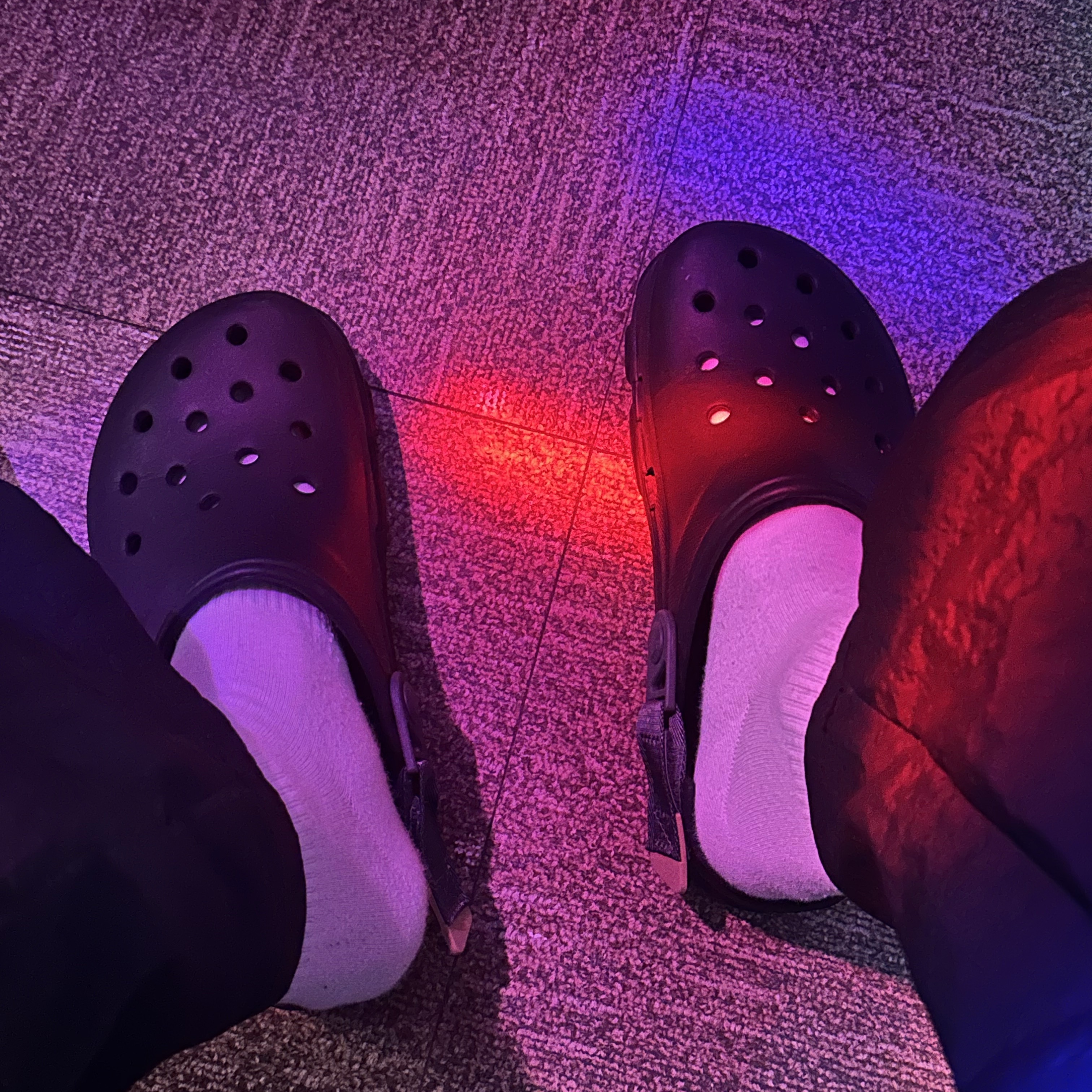 Crocs All Terrain Clog Black 착용 스타일