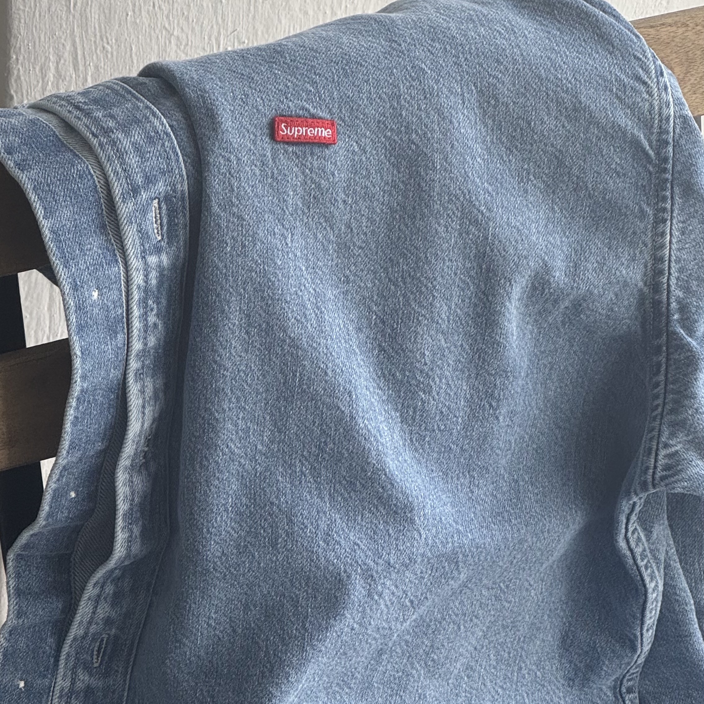 Supreme Small Box Denim Shirt Washed Indigo - 25SS 착용 스타일