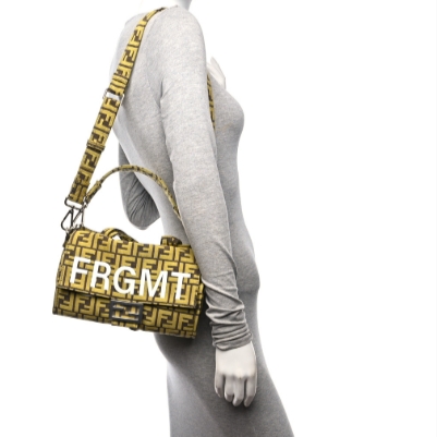 Fendi x Frgmt FF Baguette Foldable Fabric Bag Yellow 착용 스타일