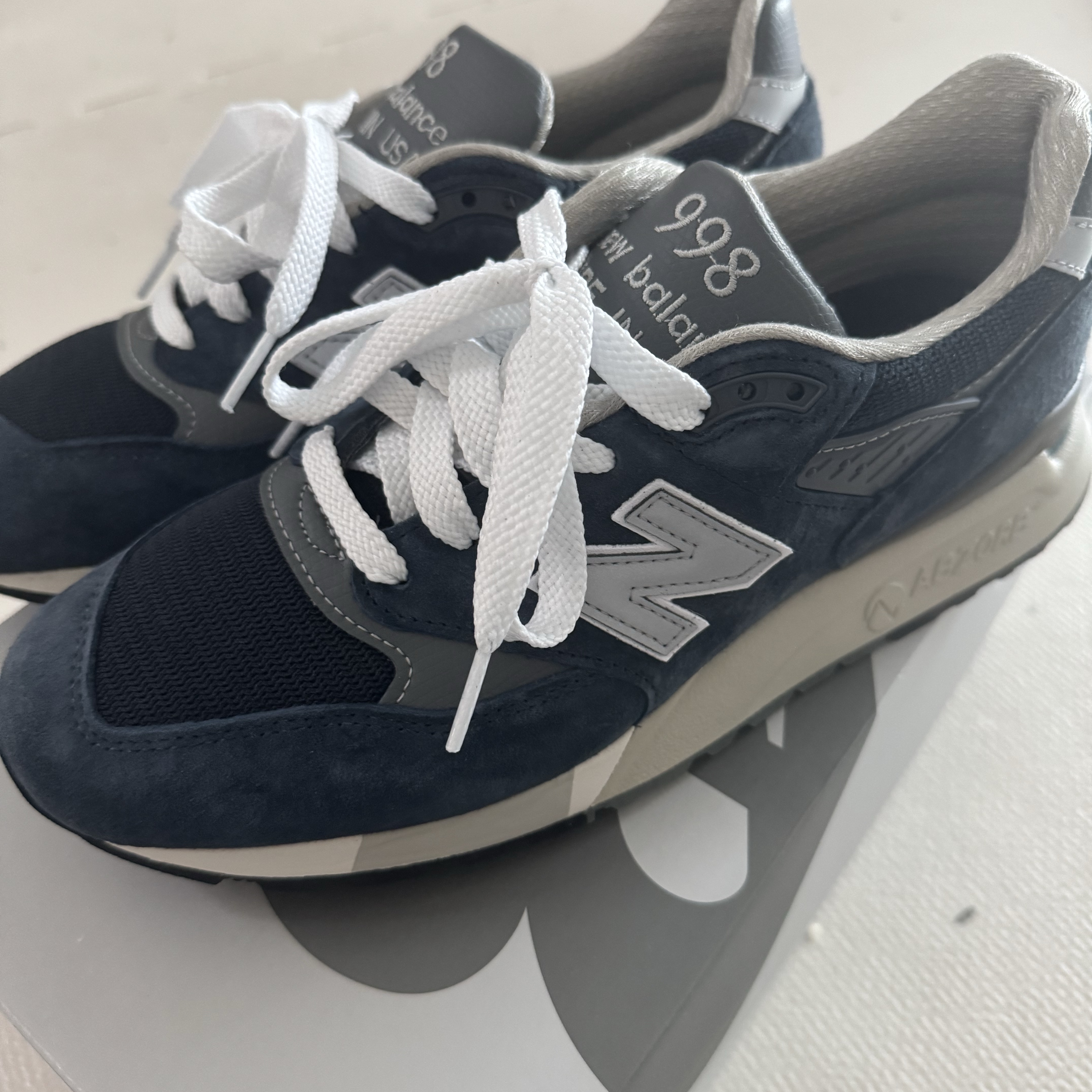 New Balance 998 Made in USA Navy Grey 착용 스타일