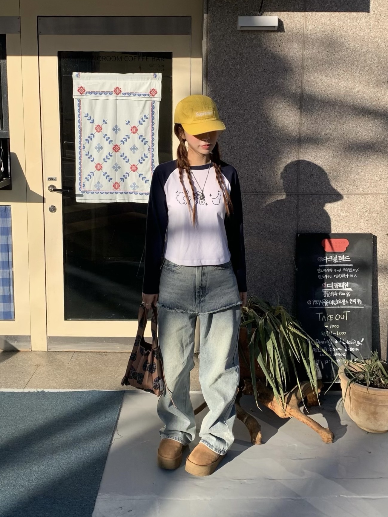 Supreme Washed Chino Twill Camp Cap Yellow - 23SS, (W) UGG Classic Mini Platform Boots Chestnut 착용 스타일