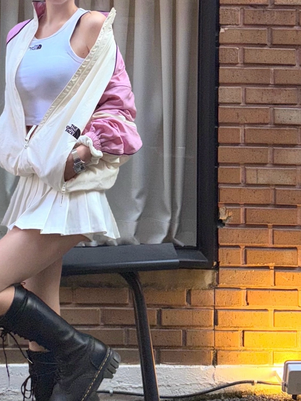 The North Face TNF Crew Jacket Cream - 25SS, (W) Dr. Martens Audrick 20 Eye Leather Knee High Platform Boots Black 착용 스타일 - 2