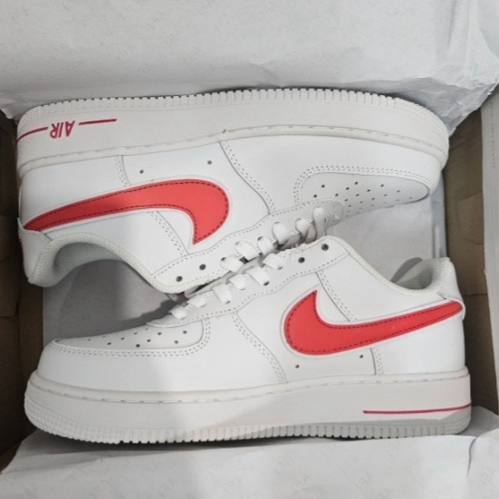 Nike Air Force 1 '07 3 White Gym Red 착용 스타일