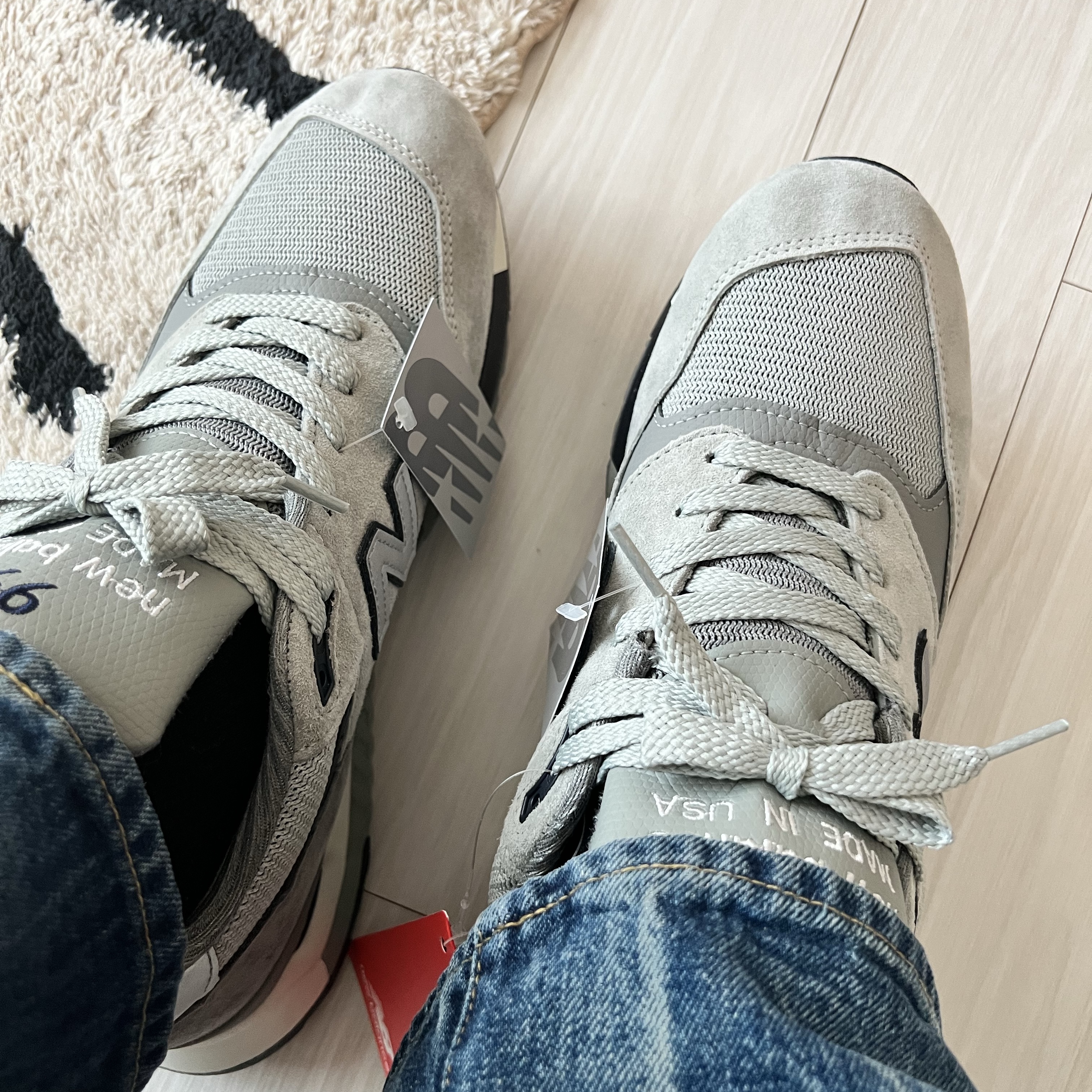 New Balance x WTAPS 998 Made in USA Gray 착용 스타일 - 1