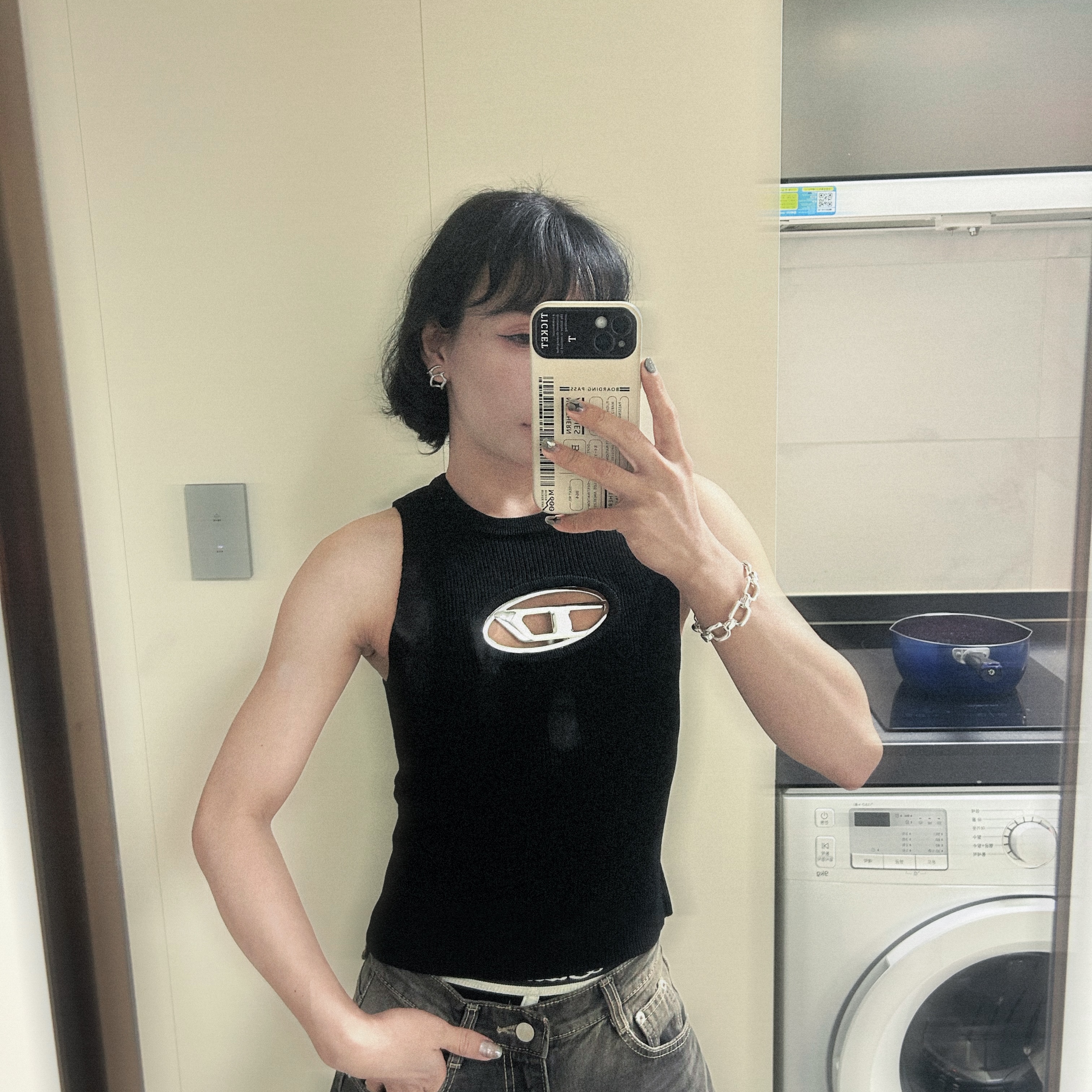 (W) Diesel M-Onerva-Top Cut-Out Knit Top with Logo Plaque Silver Black 착용 스타일 - 1