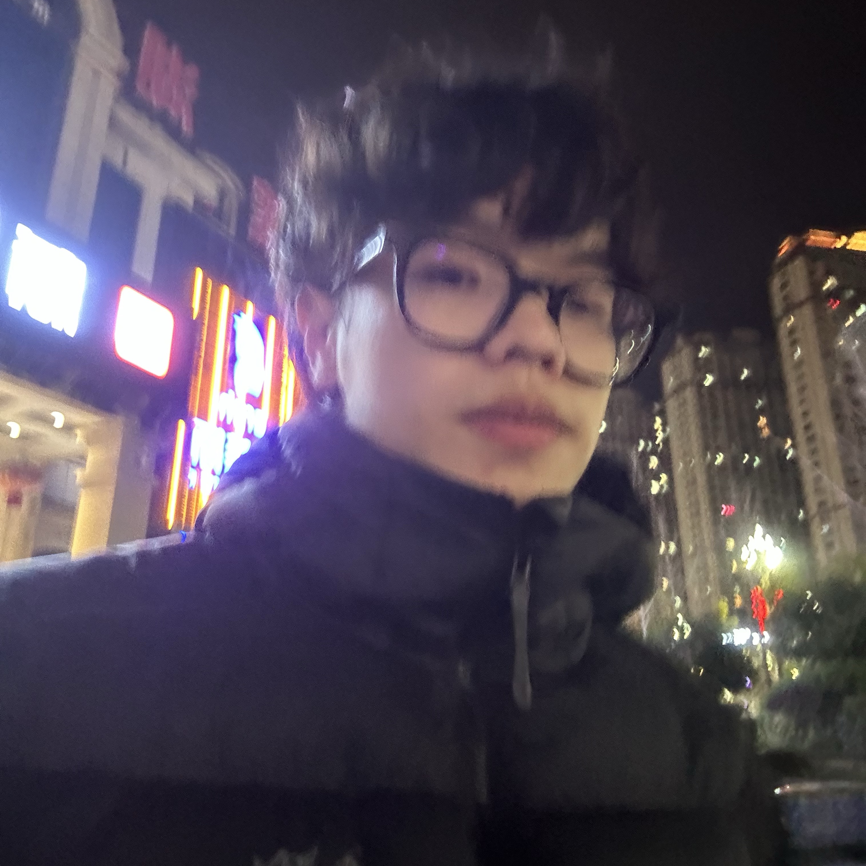 Arc'teryx Cerium Hoody Black 착용 스타일