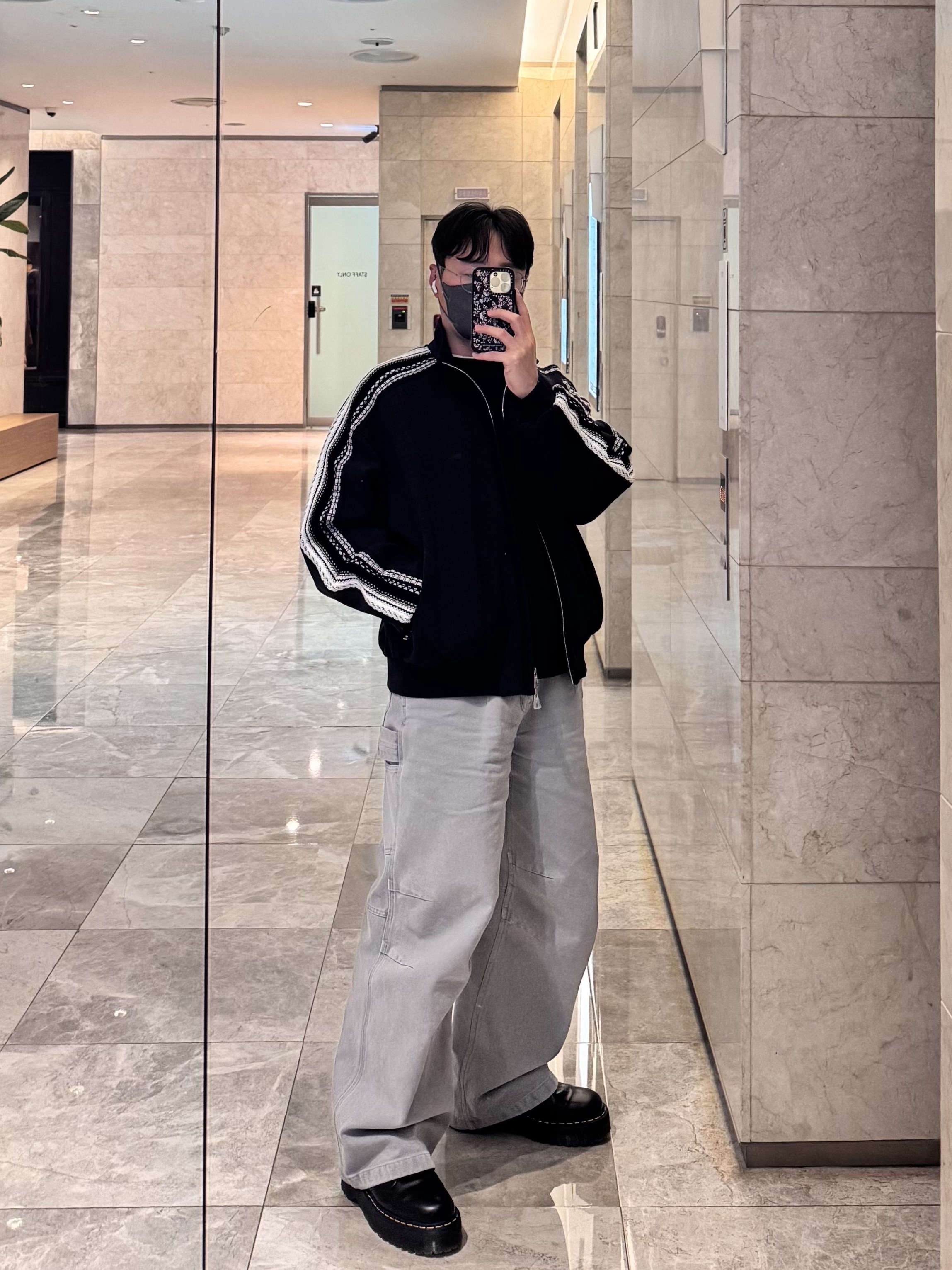 Nike x Peaceminusone LS T-Shirt Black (DR0098-010), Wooyoungmi 3D Wide Denim Pants Grey - 25SS 착용 스타일 - 1