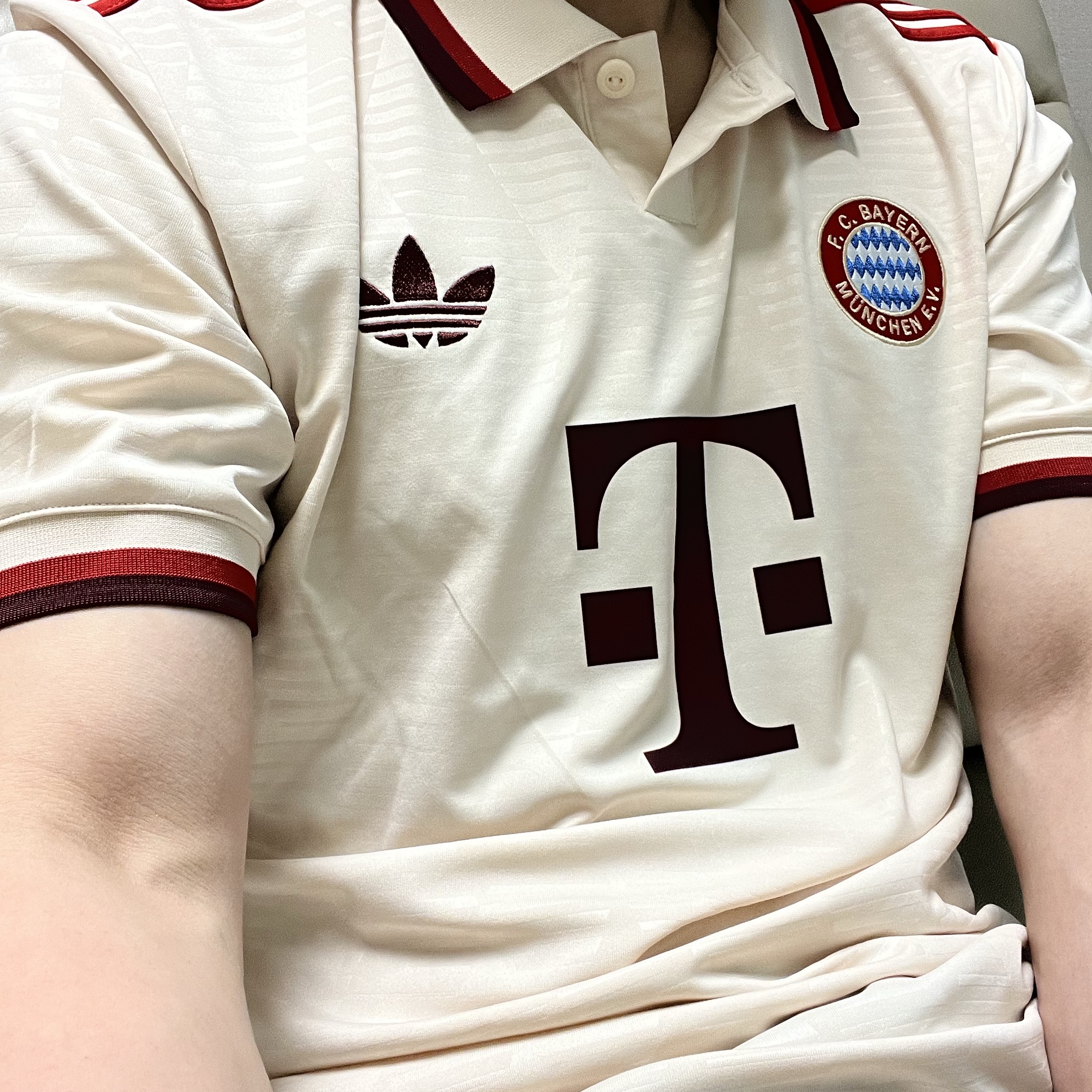 Adidas Bayern Munchen 2024/25 3rd Jersey Linen - KR Sizing (Non Marking Ver.) 착용 스타일