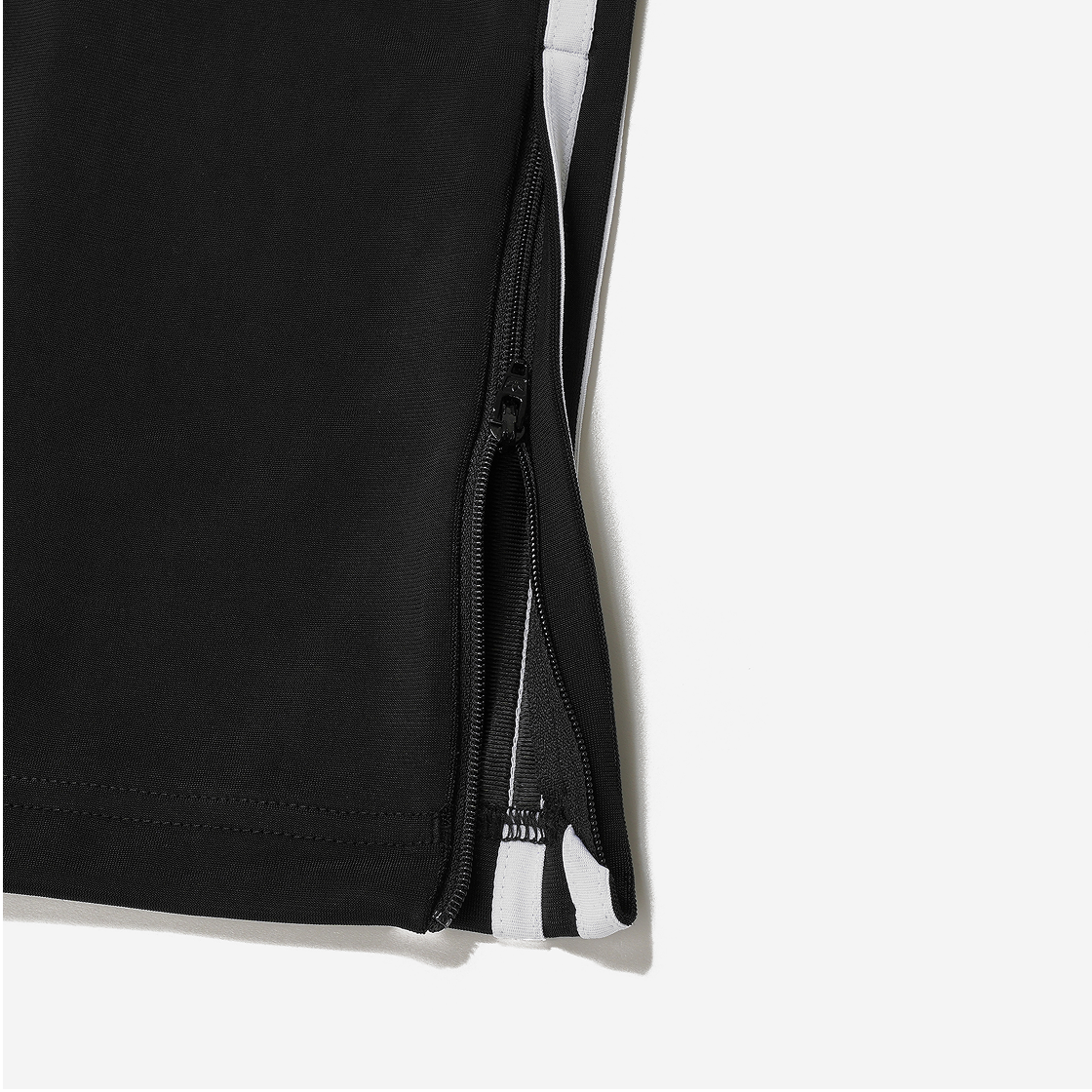 IT7404 (W) Adidas Originals Firebird Loose Track Pants Black - KR Sizing - #5