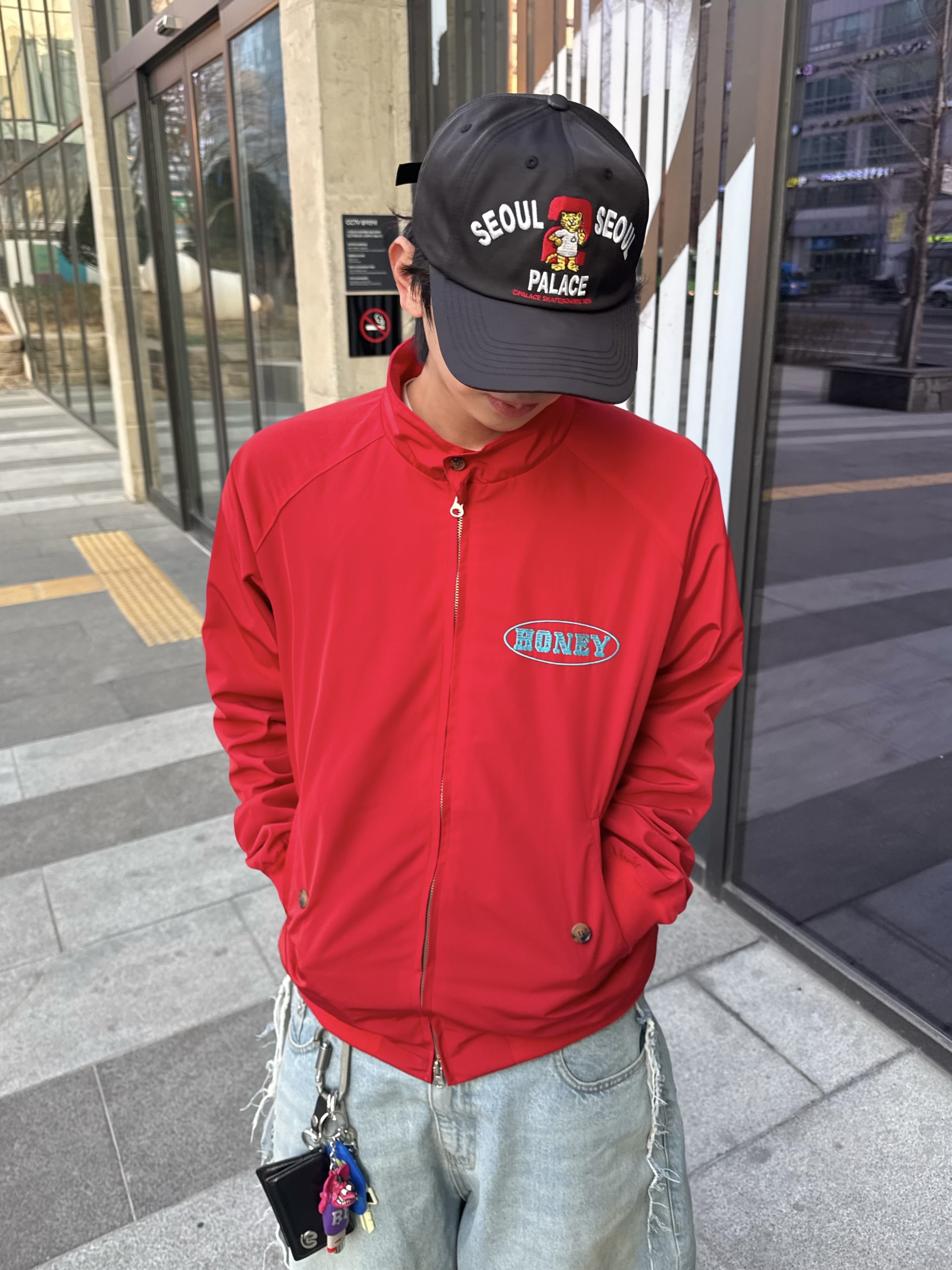 Honey Scoop House Harrington Jacket Red, Palace Seoul 2 Seoul 6-Panel Cap Black - 25SS 착용 스타일 - 2