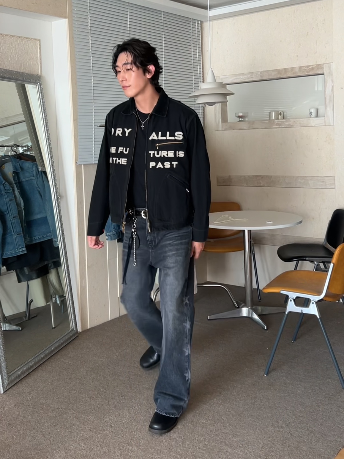 Human Made Zip-Up Embroidery Blouson Black 착용 스타일
