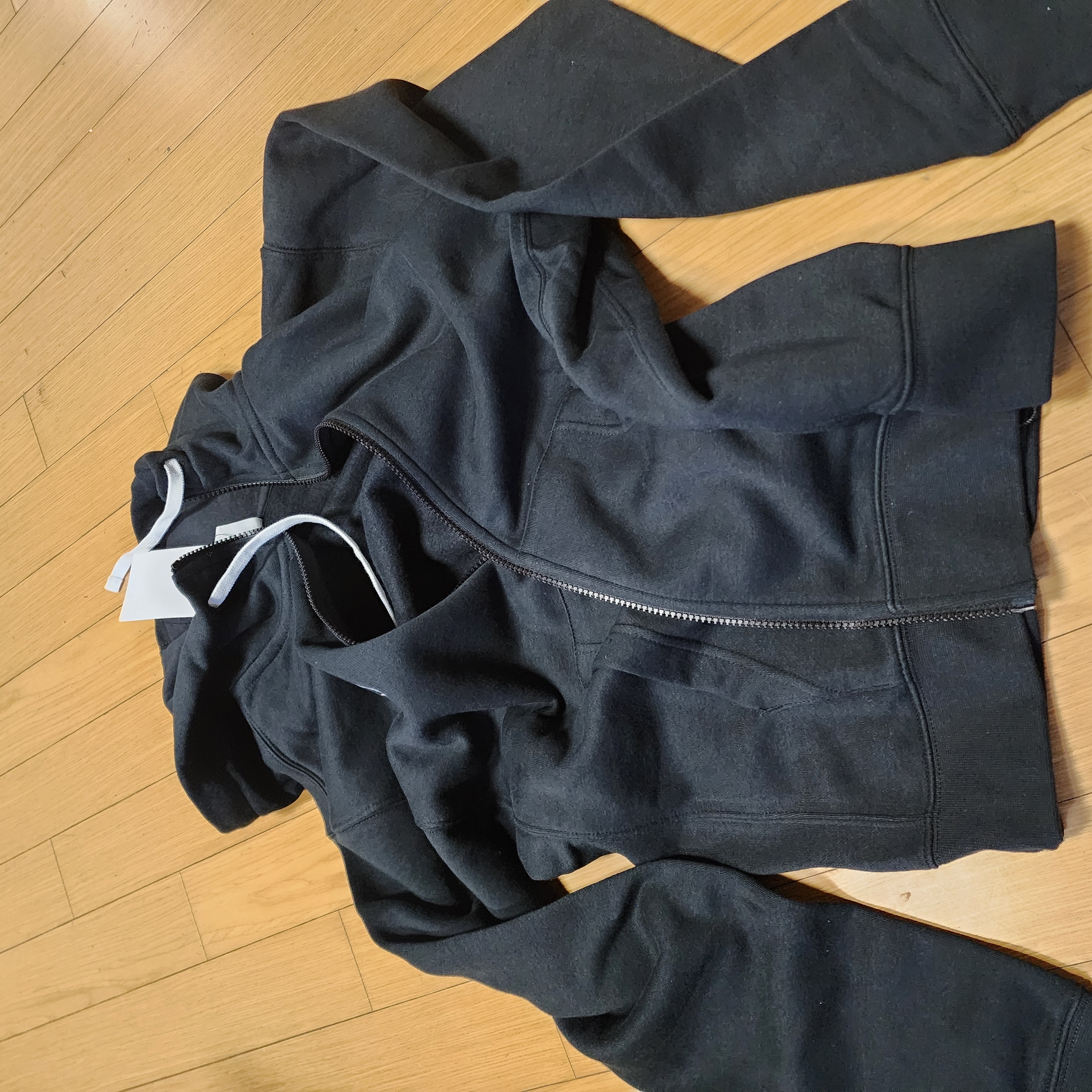 Nike Park Swoosh Full Zip Hoodie Black 착용 스타일